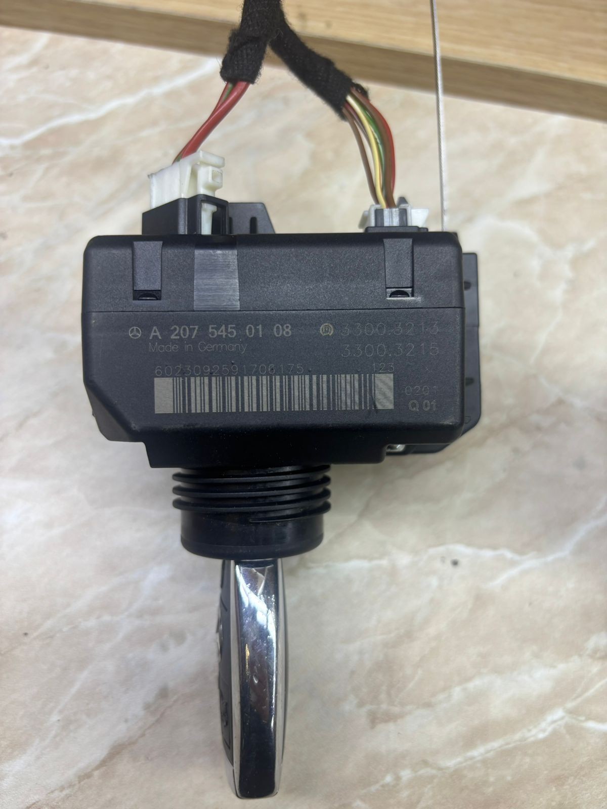 Mercedes-Benz EIS Ignition Switch A2075450108 + Key + Wiring OEM W204 W207 W212