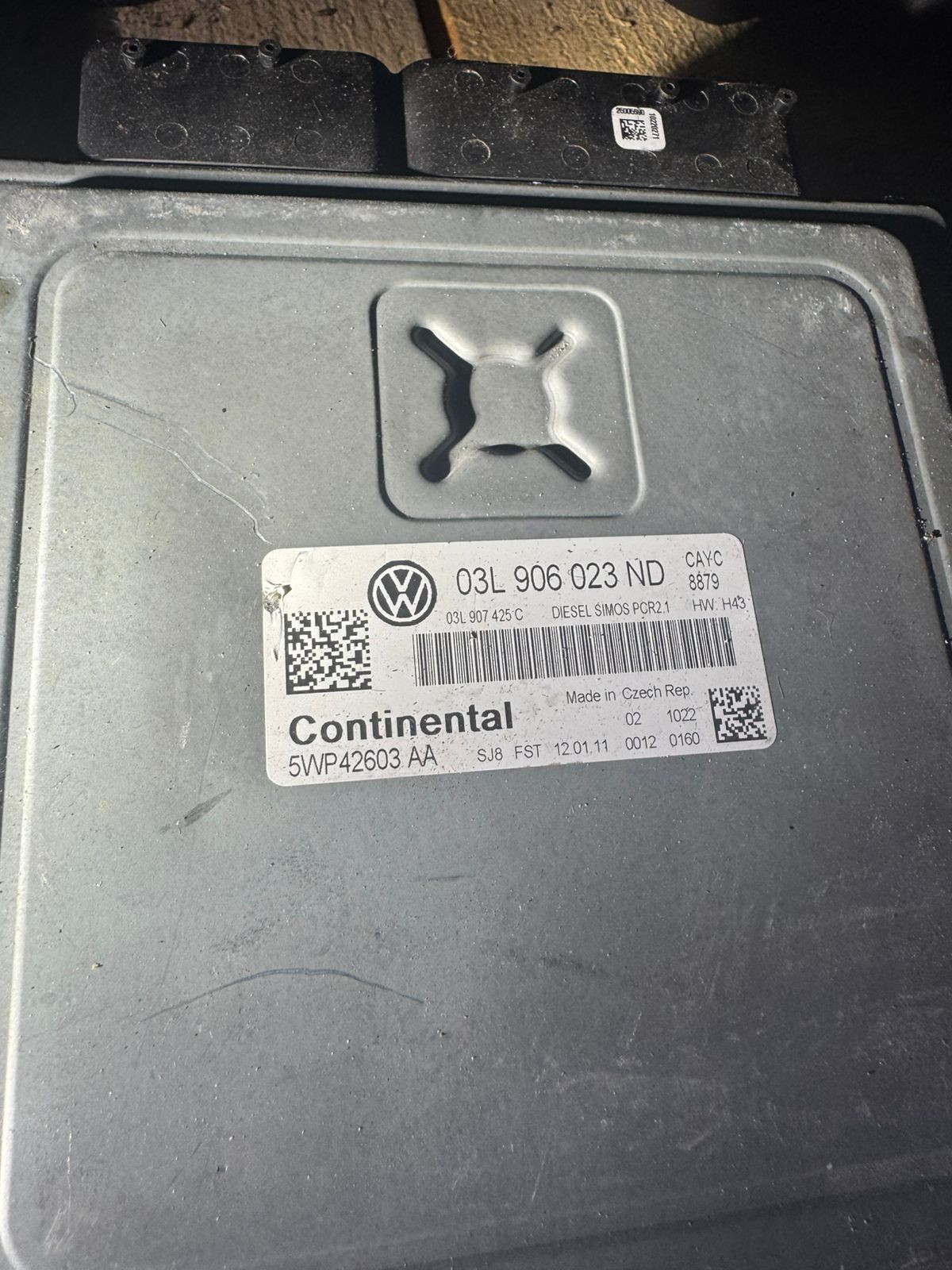 ECU 03L906023ND Simos PCR 2.1 Continental 5WP42603AA CAYC (1.6 TDI)
