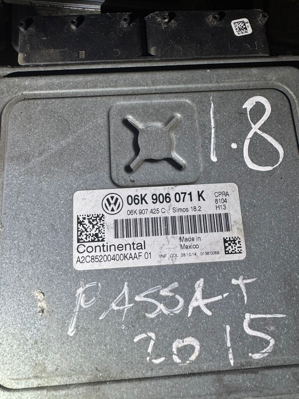 Continental ECU 06K906071K Simos 18.2 H13 CPRA A2C85200400KAAF Audi VW
