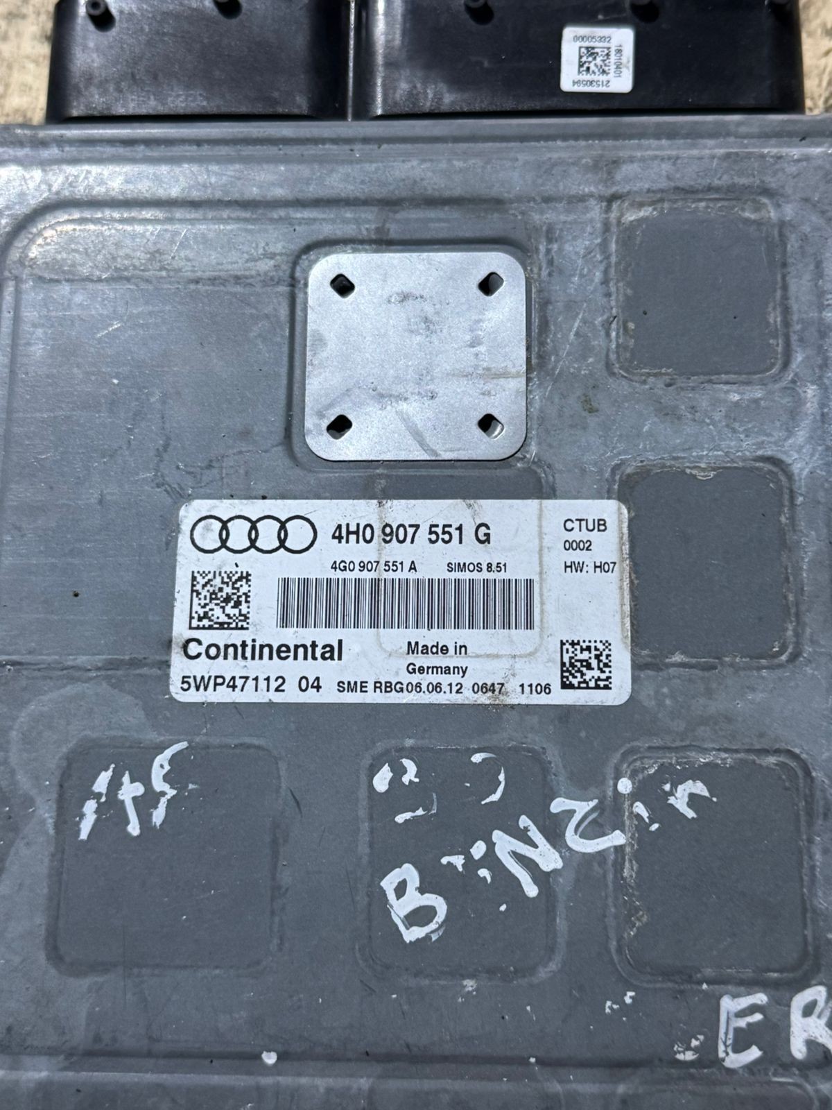 Continental ECU 4H0907551G Simos 8.51 H07 CTUB 5WP47112 04 Audi VW Unit