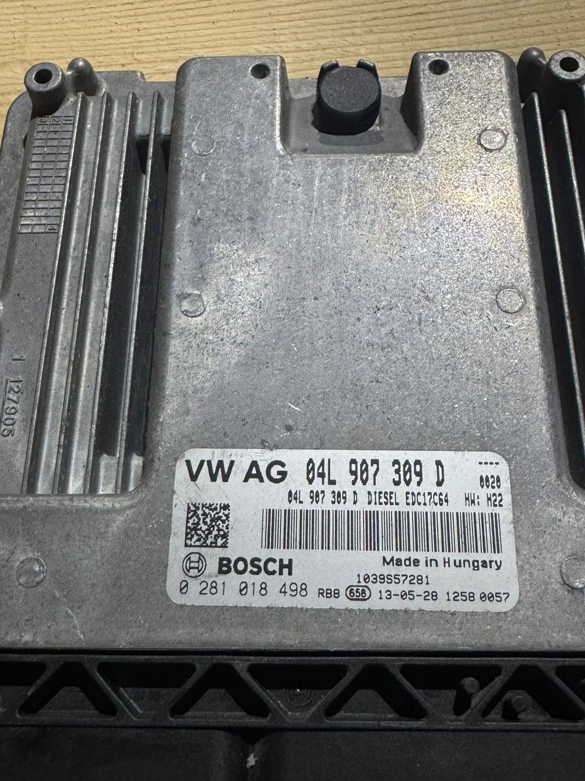 Bosch ECU 04L907309D Diesel EDC17C64 H22 0281018498 VW Audi Engine Unit