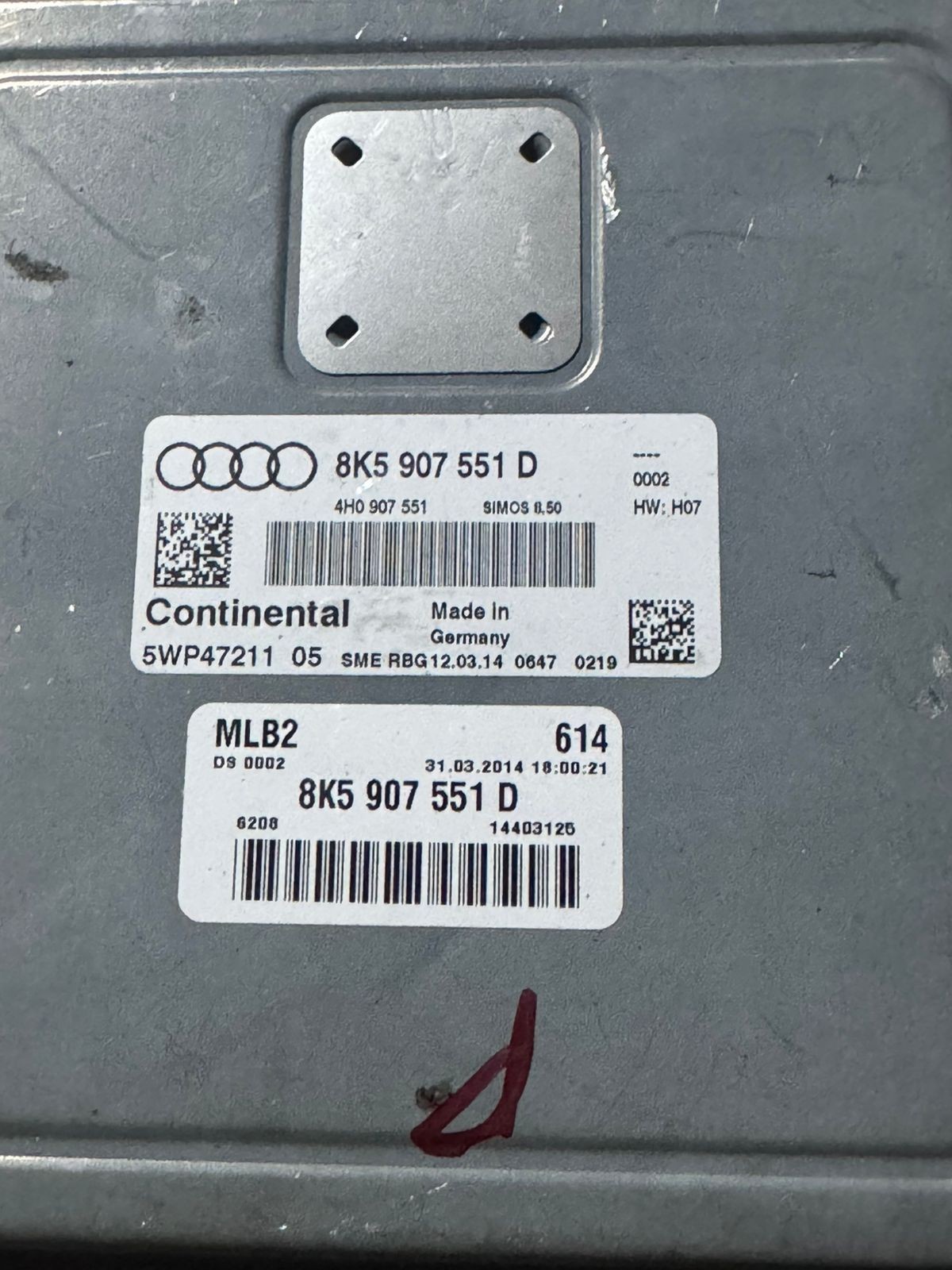 Continental ECU 8K5907551D Simos 8.50 H07 5WP47211 05 Audi VW Engine Unit