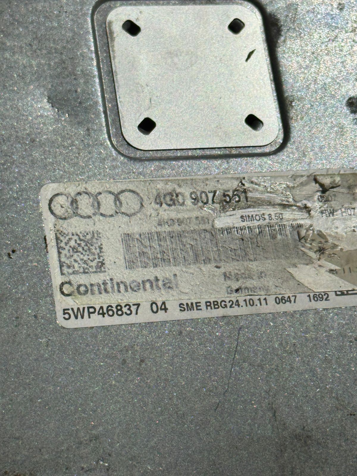 Continental ECU 4G0907551 Simos 8.50 H07 5WP46837 04 Audi VW Engine Unit