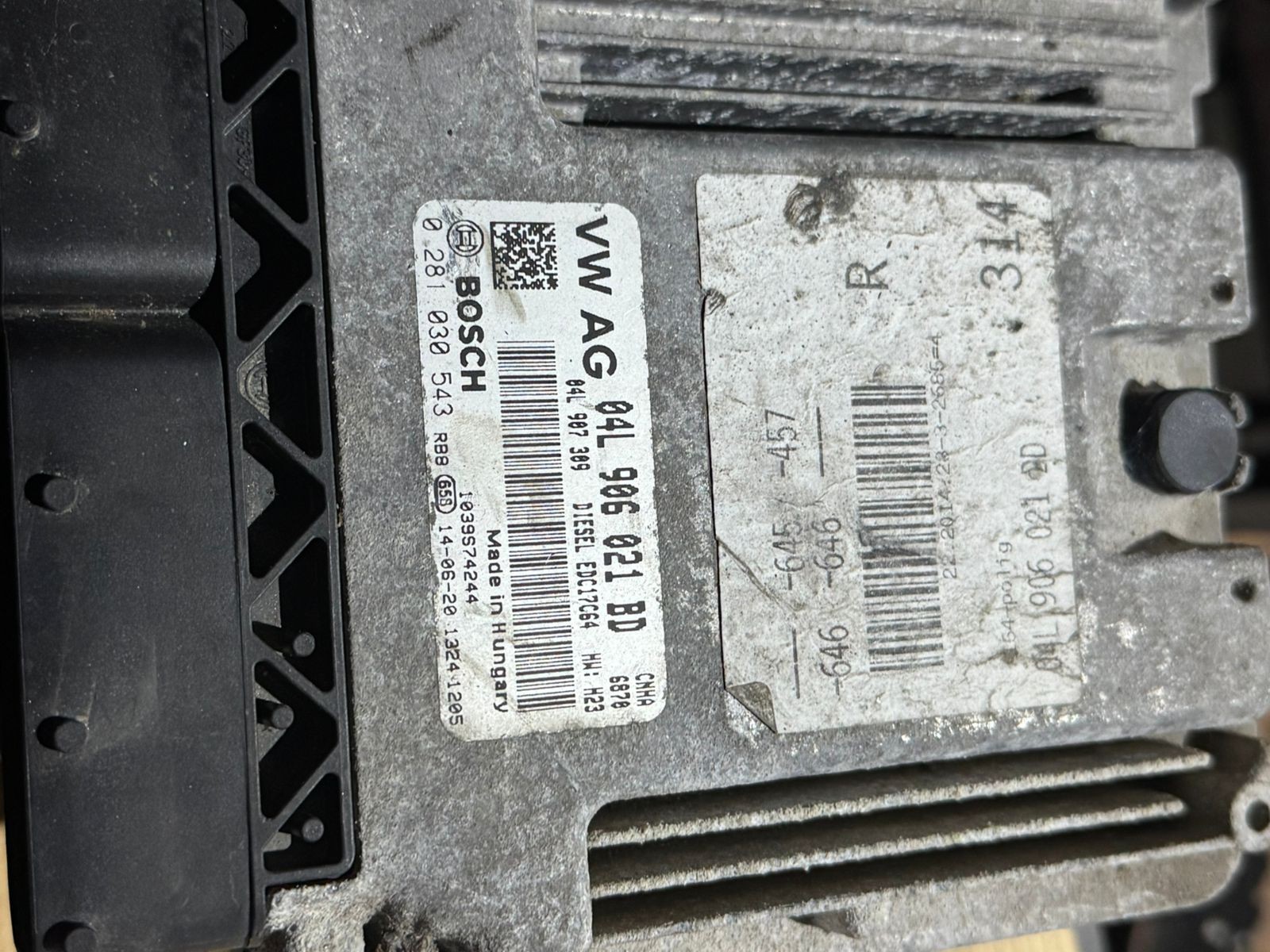 Bosch ECU 04L906021BD Diesel EDC17C64 H23 0281030543 VW Audi Engine Unit