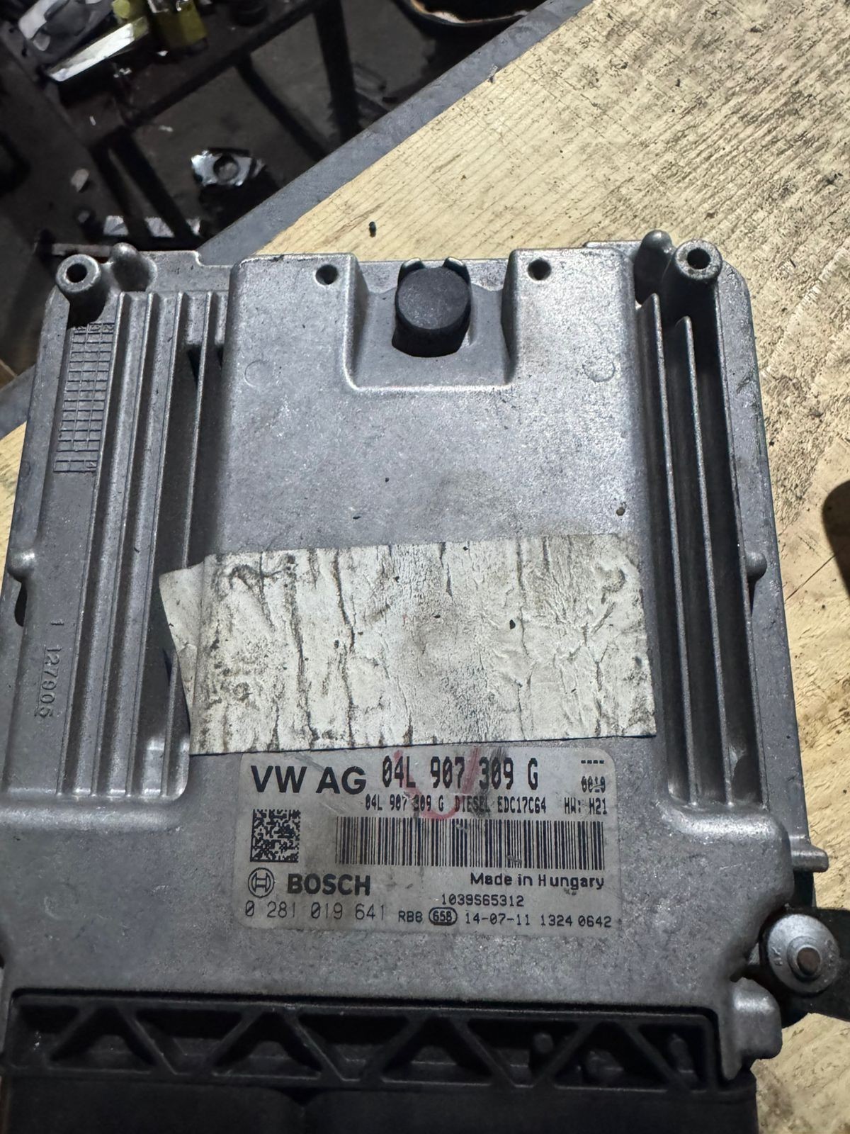 Bosch ECU 04L907309G Diesel EDC17C64 H21 0281019641 VW Audi Engine Control