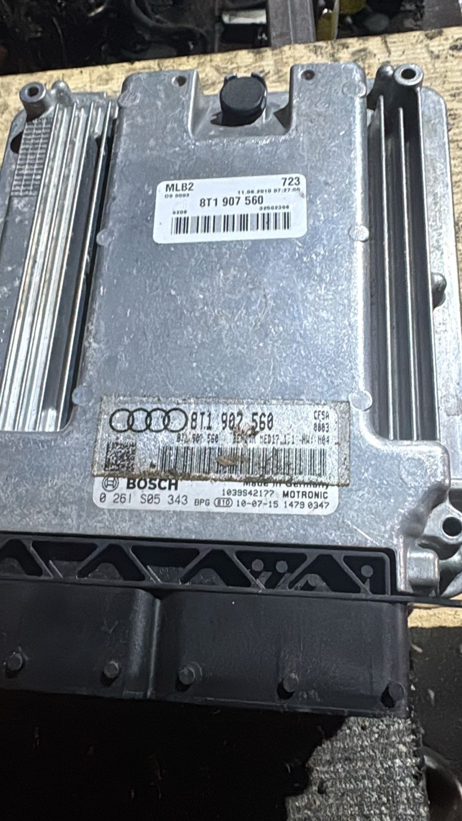 Bosch ECU 8T1907560 Petrol MED17.1.1 H04 0261S05343 Audi VW Engine Control