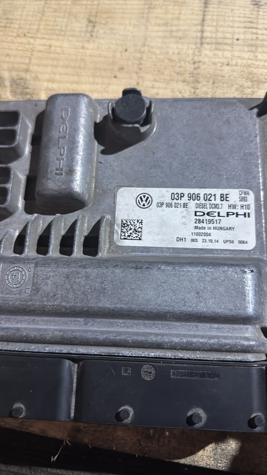 Delphi ECU 03P906021BE Diesel DCM3.7 H10 28419517 VW Audi Engine Unit