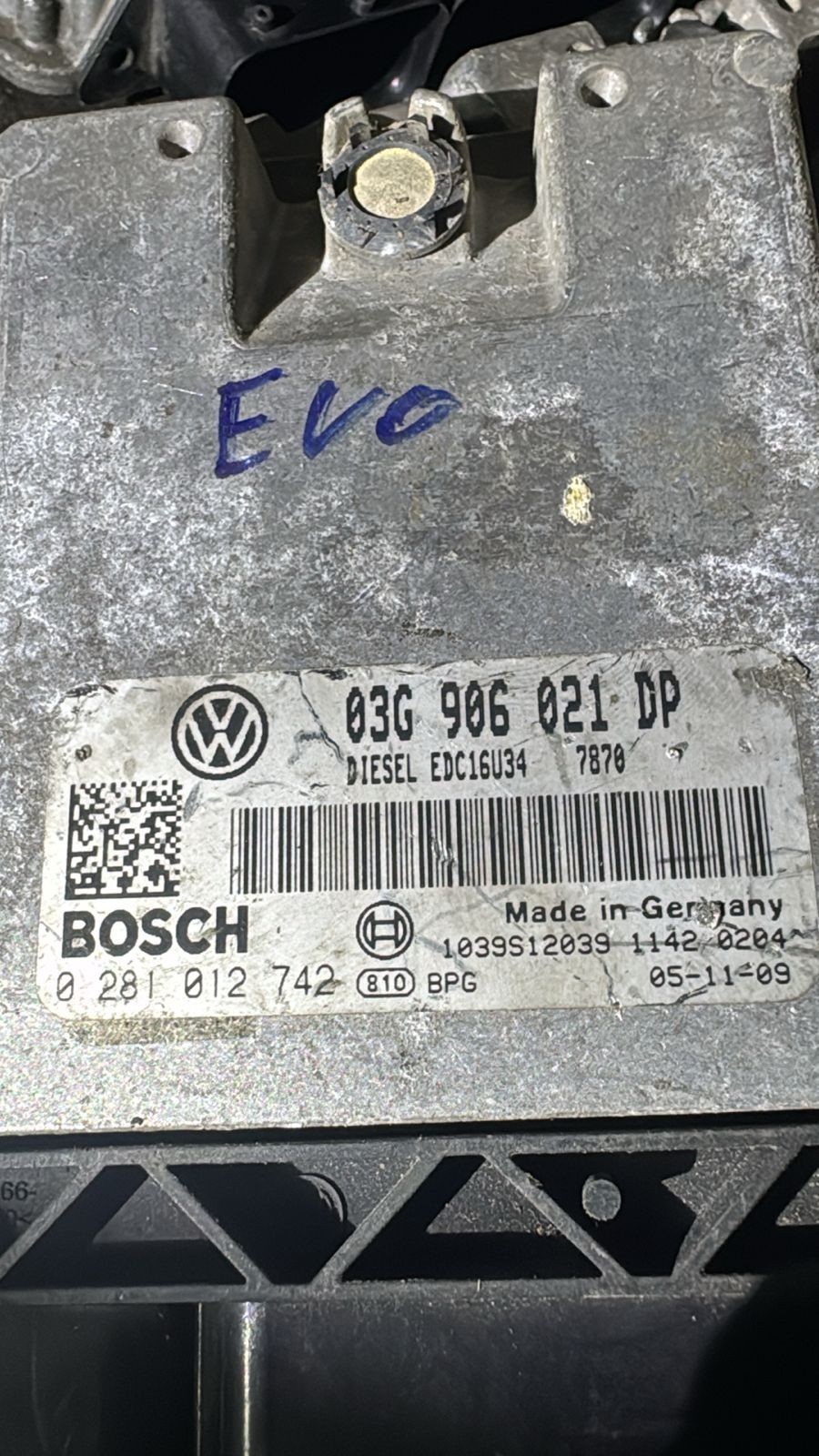 Bosch ECU 03G906021DP Diesel EDC16U34 0281012742 VW Audi Engine Unit