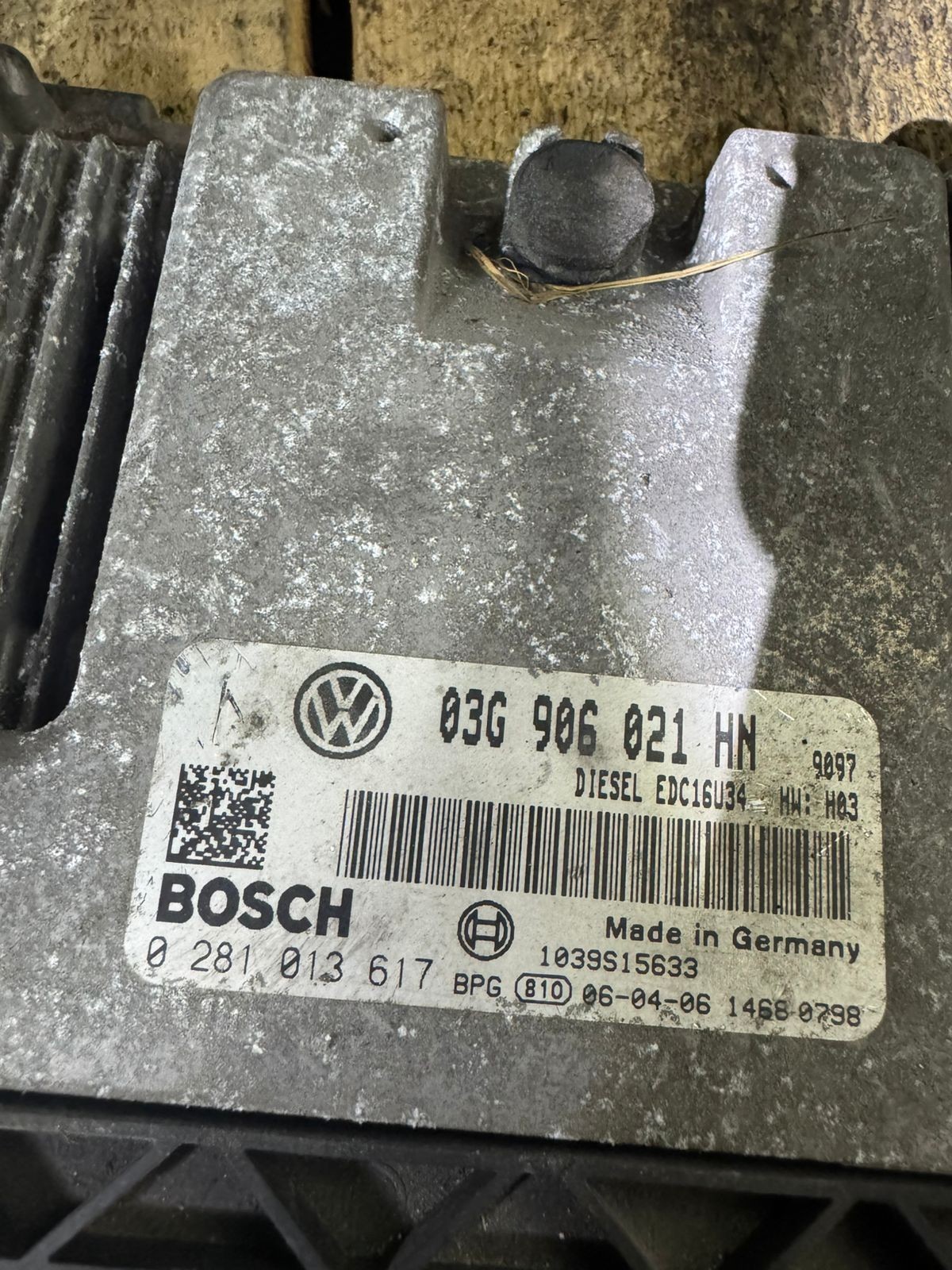 Bosch ECU 03G906021HN Diesel EDC16U34 H03 0281013617 VW Audi Engine Unit