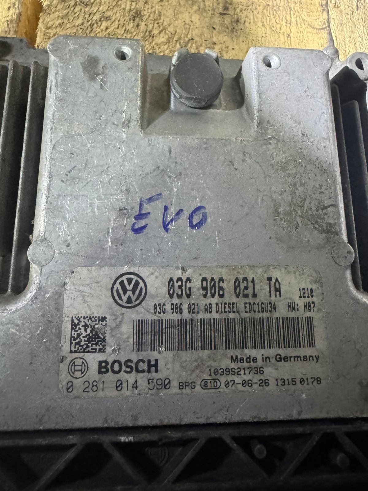 Bosch ECU 03G906021TA Diesel EDC16U34 0281014590 VW Audi Engine Unit