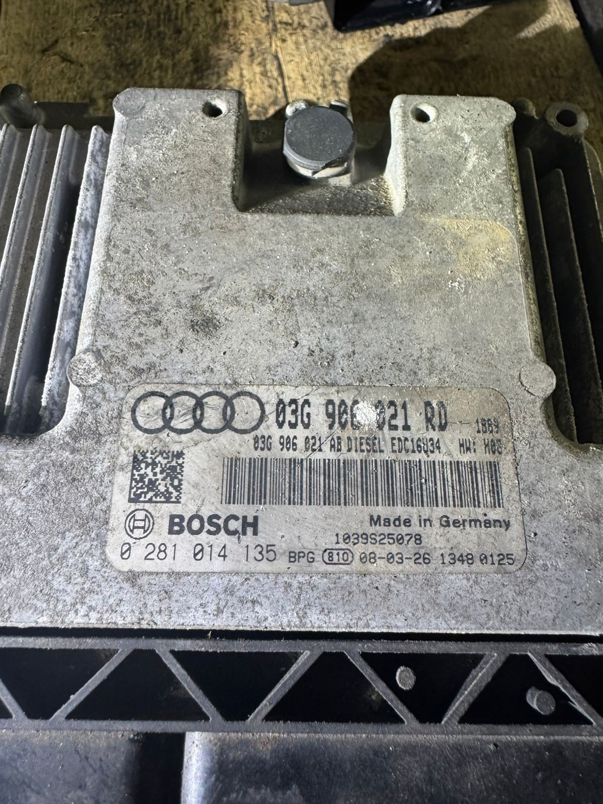 Bosch ECU 03G906021RD Diesel EDC16U34 H08 0281014135 VW Audi Engine Unit