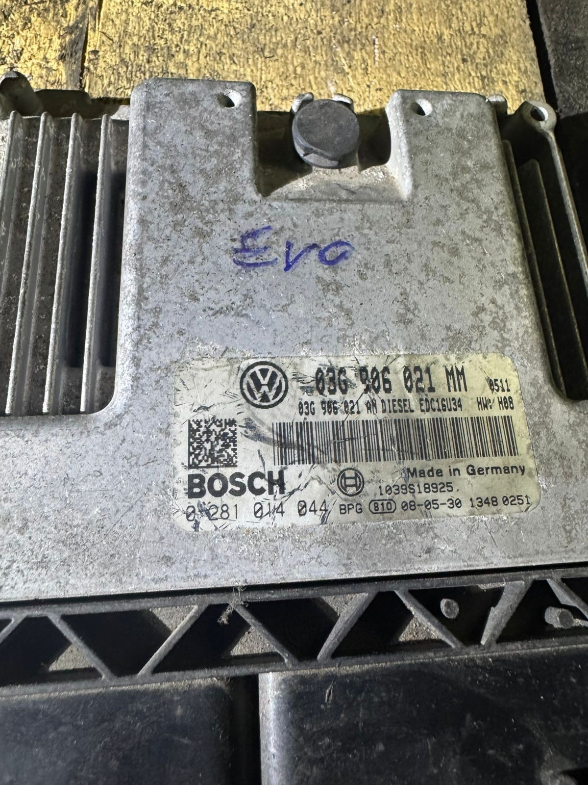 Bosch ECU 03G906021MM Diesel EDC16U34 H08 0281014044 VW Audi Engine Unit
