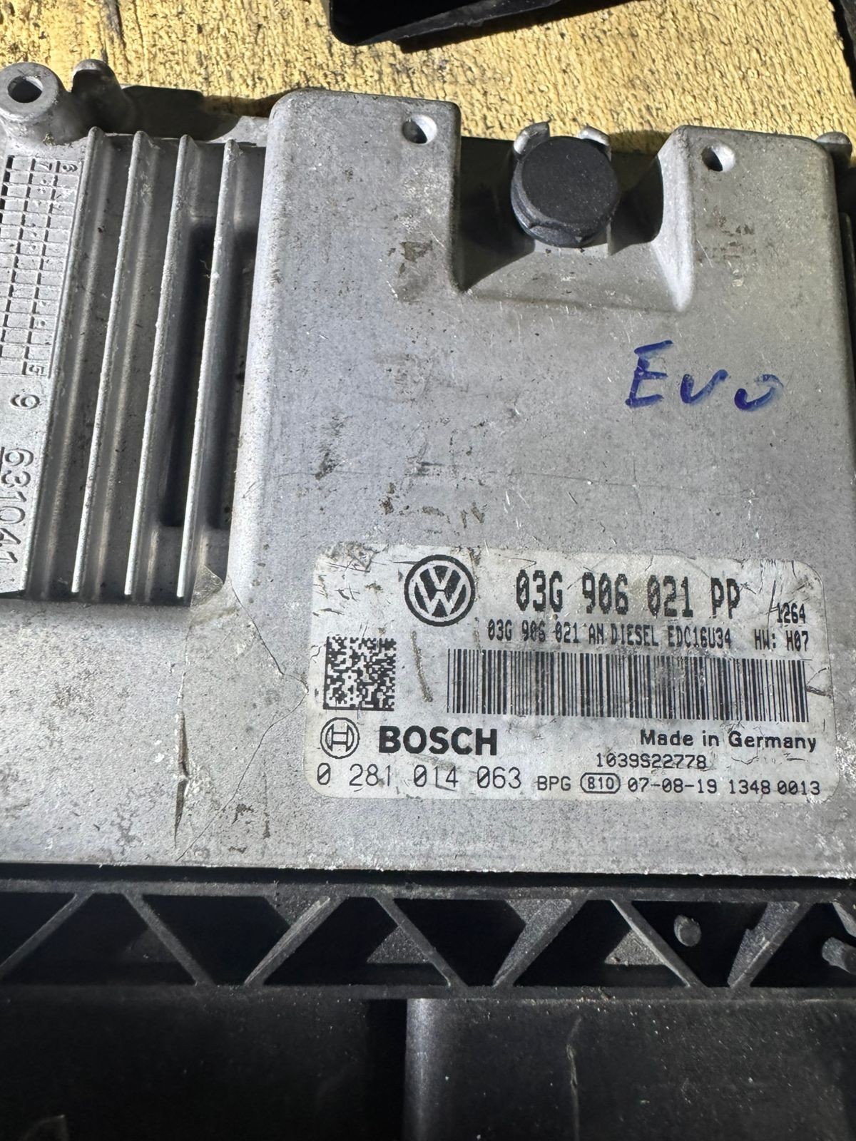 Bosch ECU 03G906021PP Diesel EDC16U34 H07 0281013063 VW Audi Engine Unit