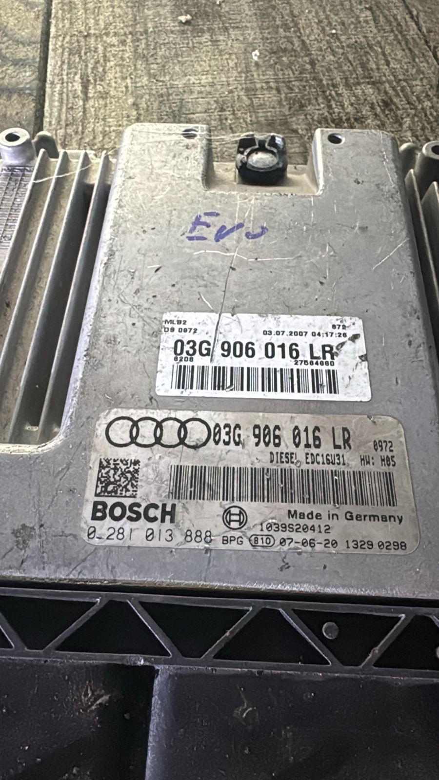 Bosch ECU 03G906016LR EDC16U31 H05 0281013888 VW Audi Engine Control Unit
