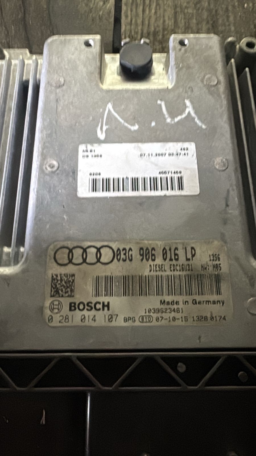 Bosch ECU 03G906016LP EDC16U31 H05 0281014107 VW Audi Engine Control Unit