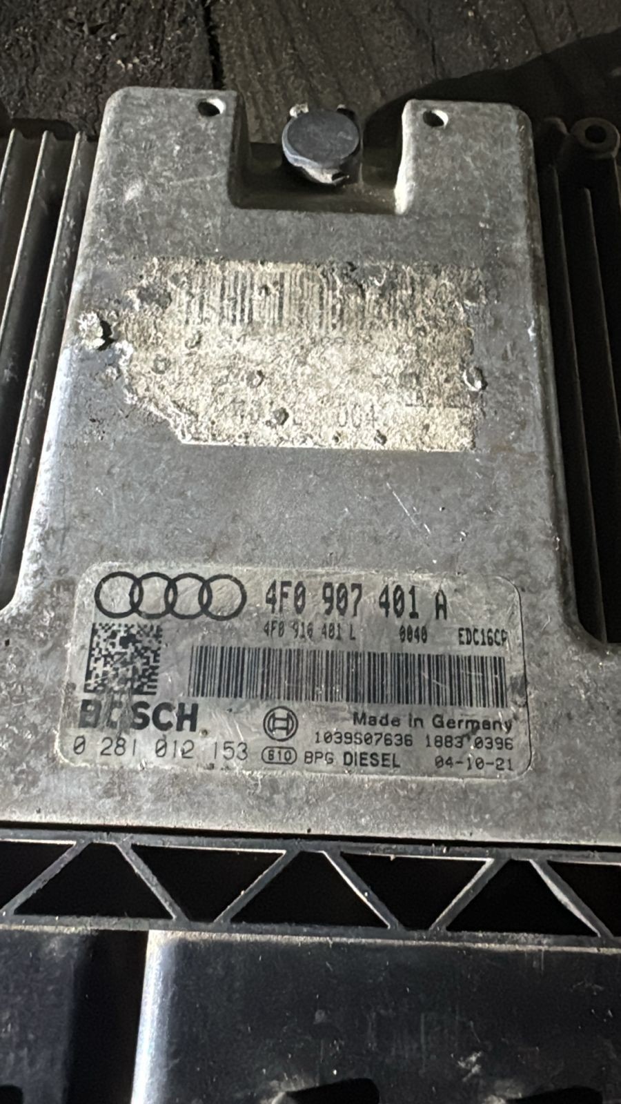 Bosch ECU 4F0907401A EDC16CP 0281012153 VW Audi Engine Control Unit