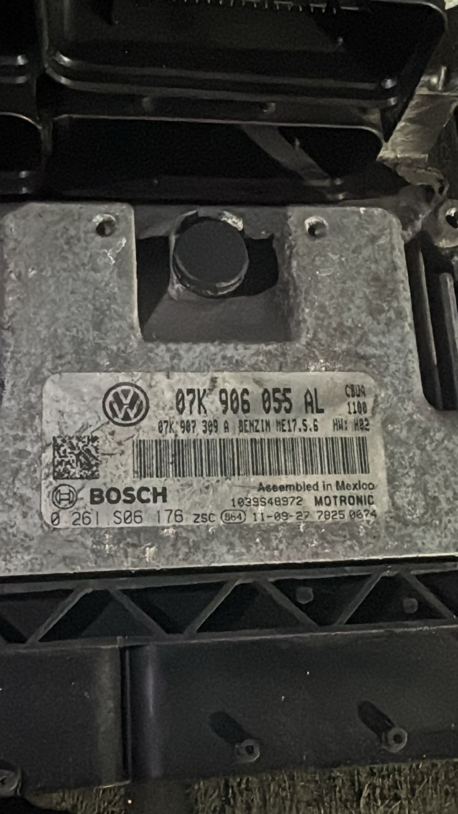 Bosch ECU 07K906055AL ME17.5.6 H02 0261S06176 VW Audi Engine Control Unit
