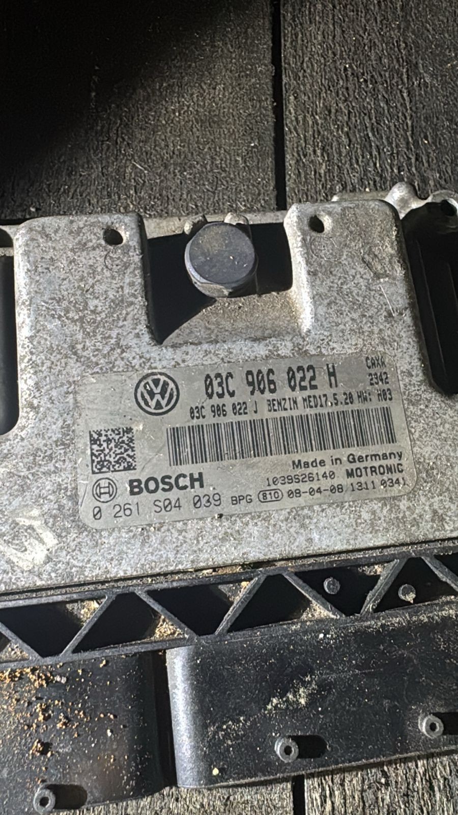Bosch ECU 03C906022H ME17.5.20 H03 0261S04039 VW Audi Engine Control Unit