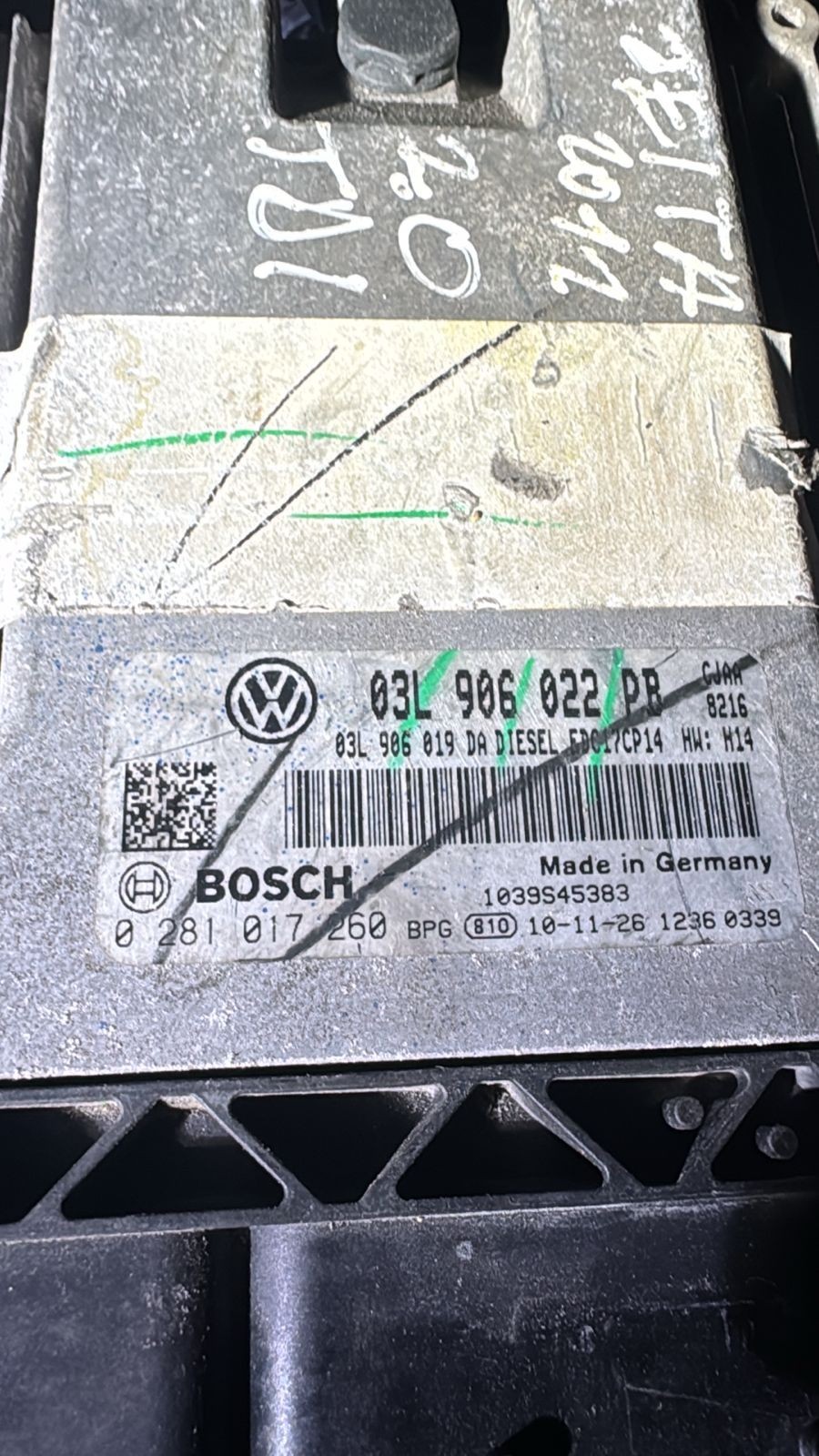 Bosch ECU 03L906022PB EDC17CP14 H14 0281017260 VW Audi Engine Control Unit
