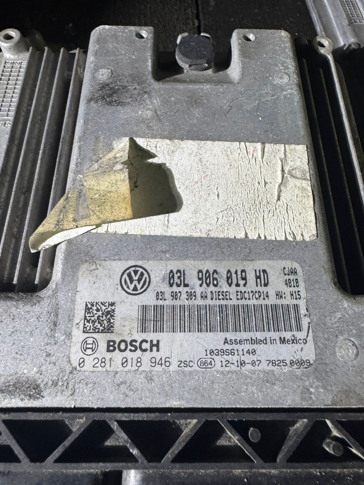 Bosch ECU 03L906019HD 03L907309AA EDC17CP14 0281018946 VW Audi Engine Control