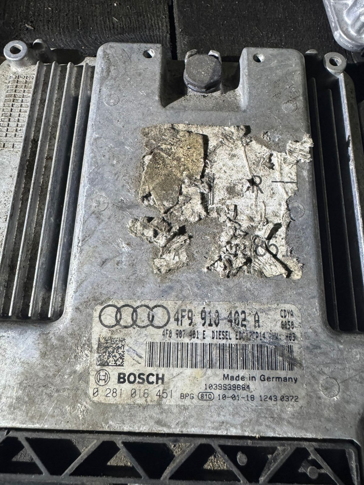 Bosch ECU 4F991402A 4F0907401E EDC17CP14 0281016451 VW Audi Engine Control Unit