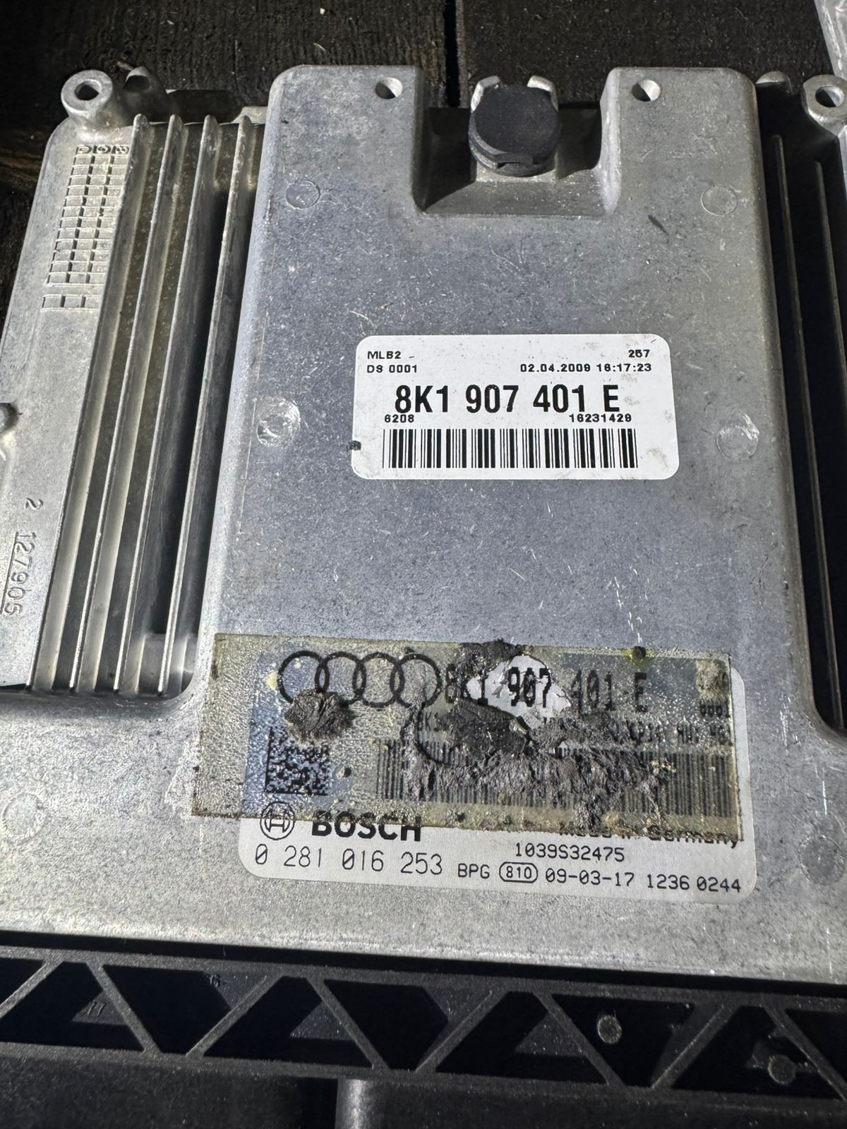 Bosch ECU 8K1907401E EDC17CP14 0281016253 VW Audi Engine Control Unit
