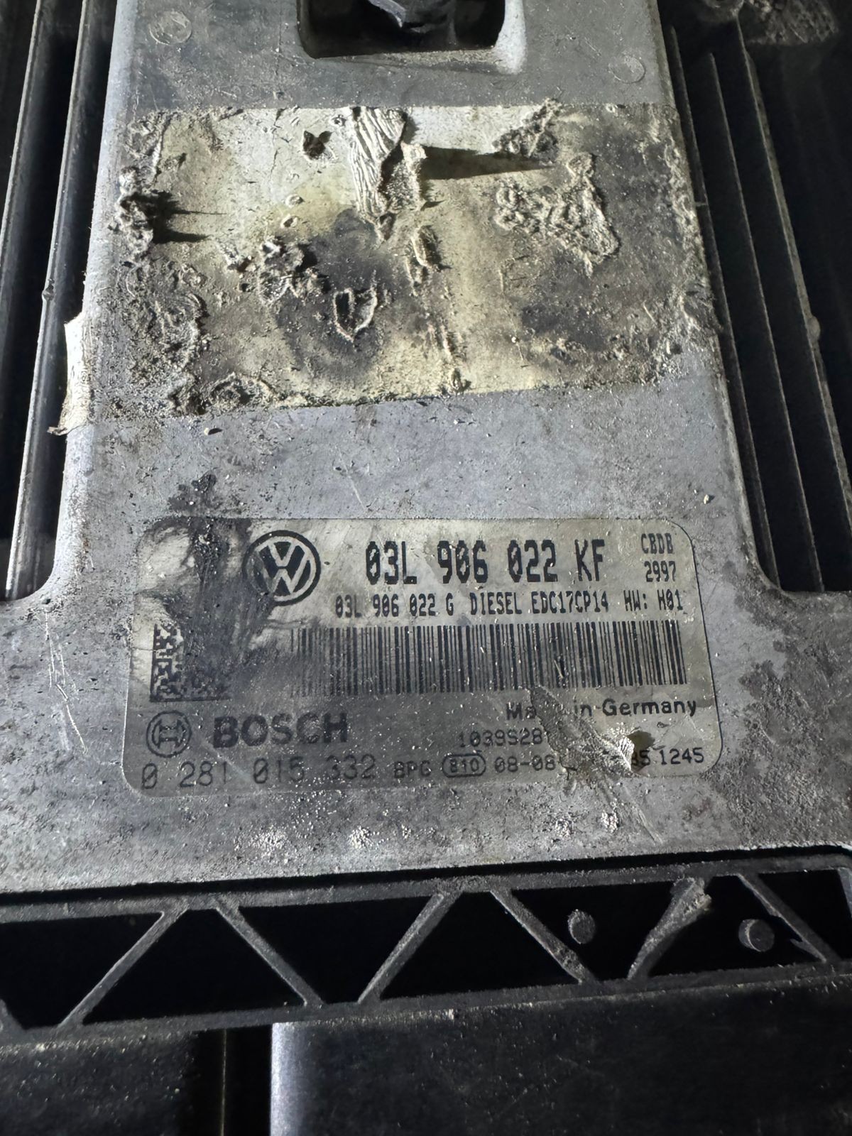 Bosch ECU 03L906022KF 03L906022G EDC17CP14 0281015332 VW Audi Engine Control Uni