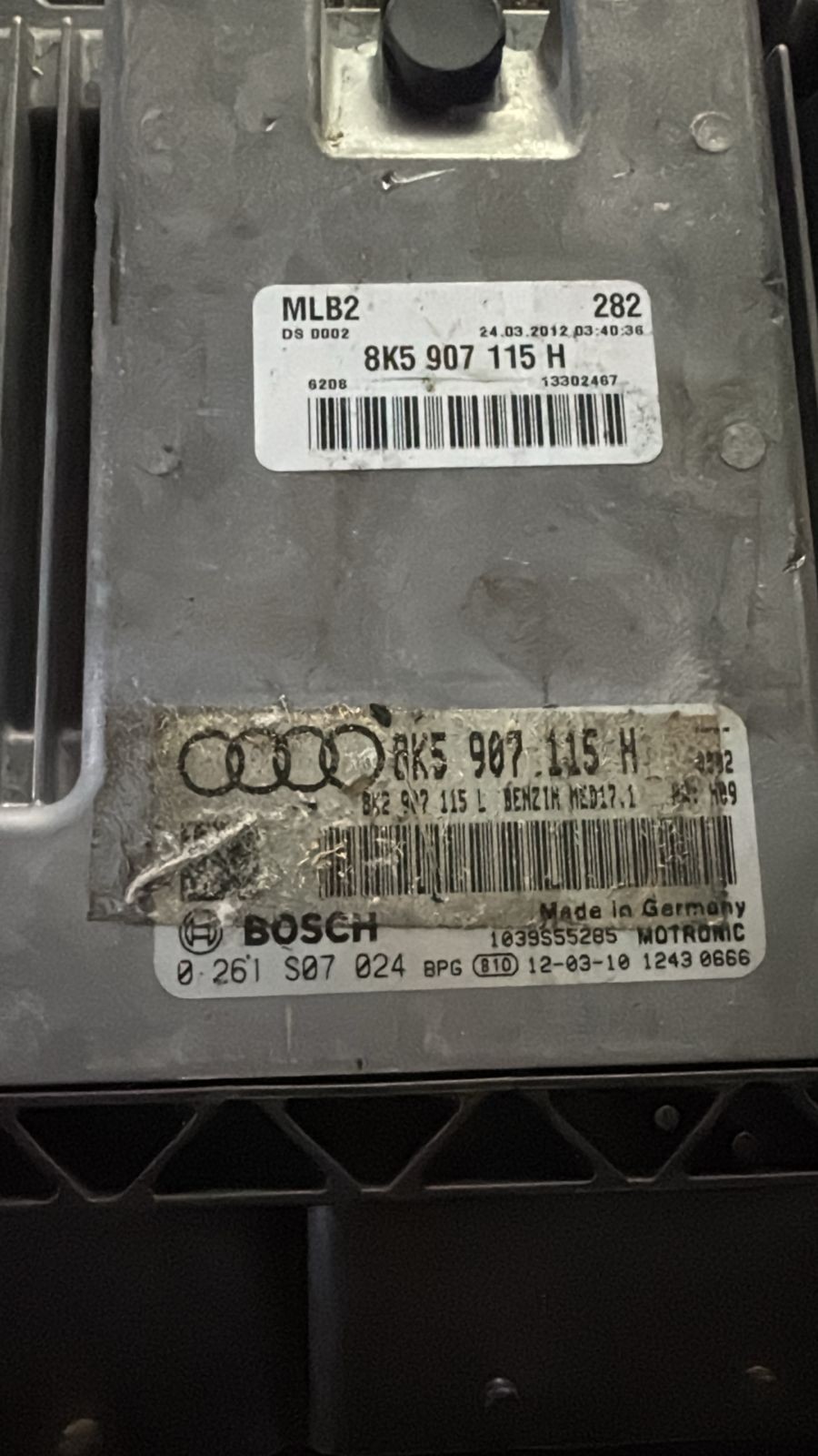 Bosch ECU 8K5907115H MED17.1 0261S07024 Audi VW Engine Control Unit