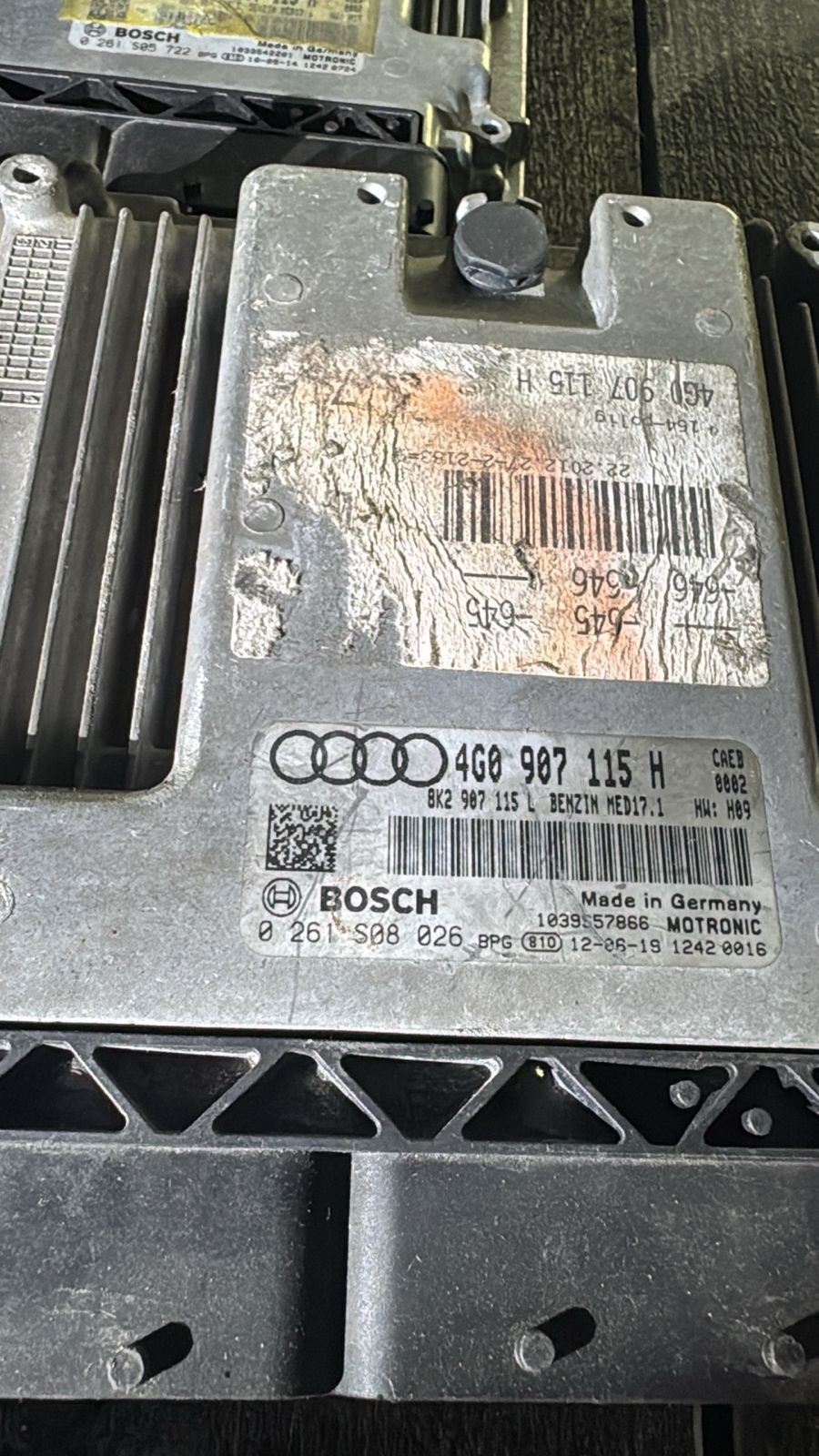 Bosch ECU 4G0907115P MED17.1 0261S09833 Audi VW Engine Control Unit