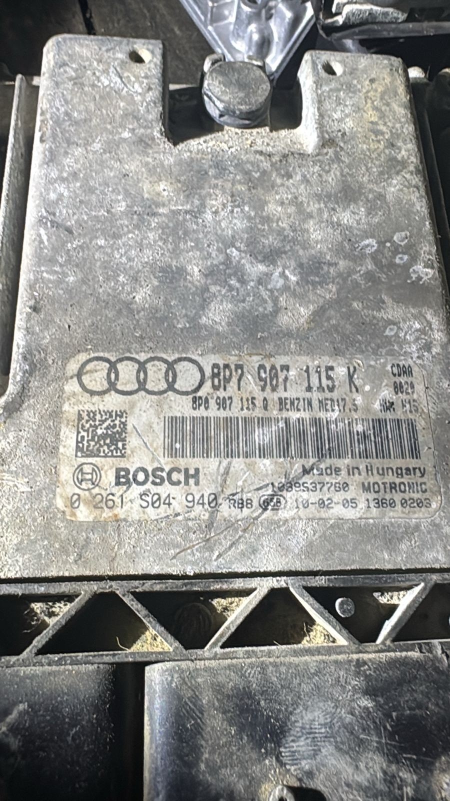 Bosch ECU 8P7907115K MED17.5 0261S04940 VW Audi Engine Control Unit