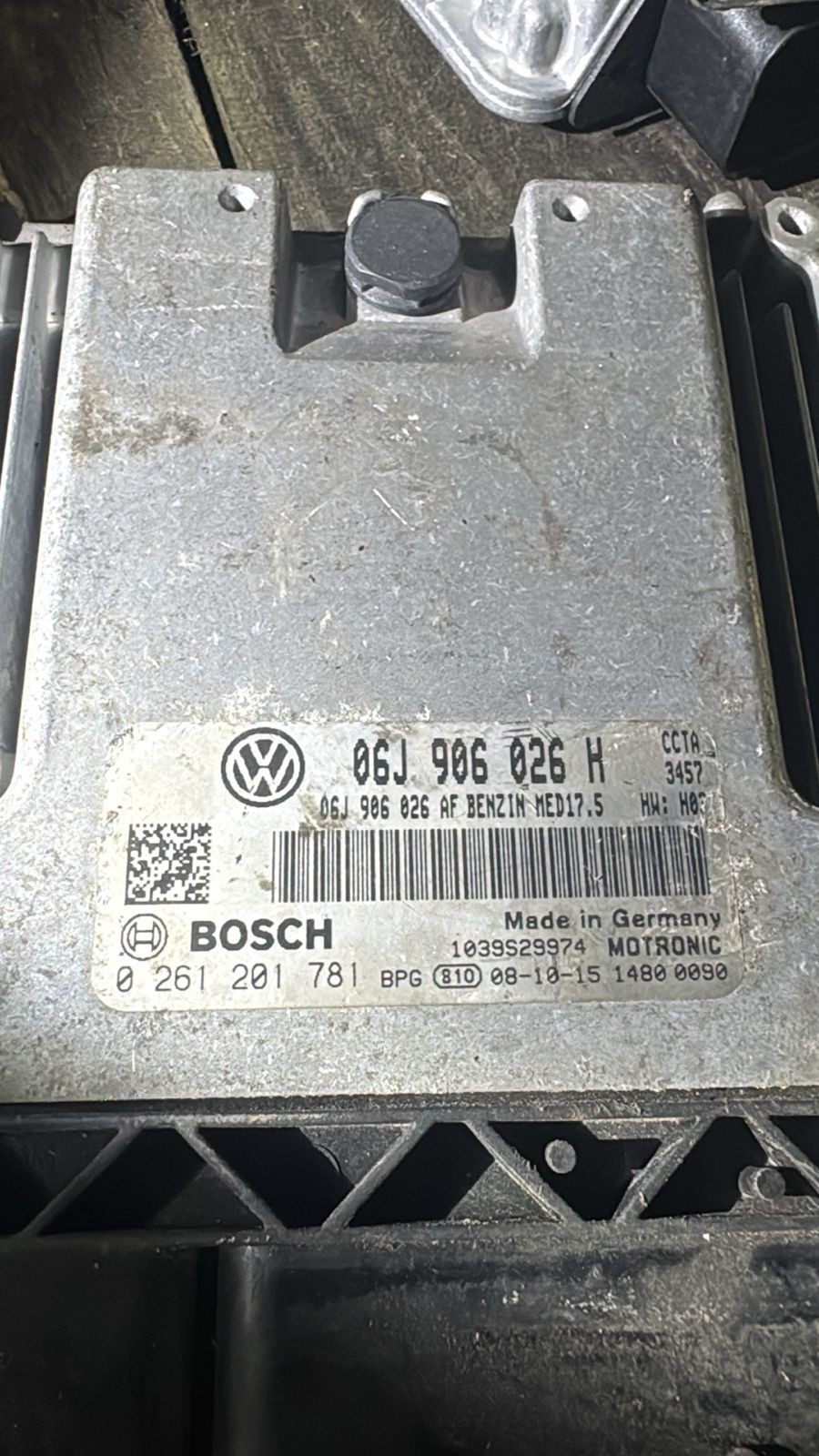Bosch ECU 06J906026H MED17.5 0261201781 VW Audi Engine Control Unit