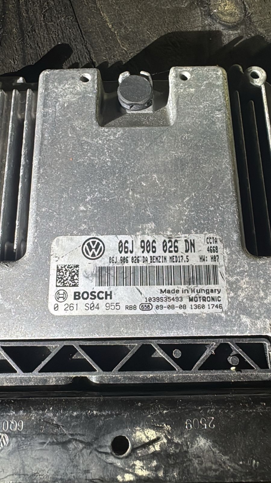 Bosch ECU 06J906026DN MED17.5 0261S04955 VW Audi Engine Control Unit
