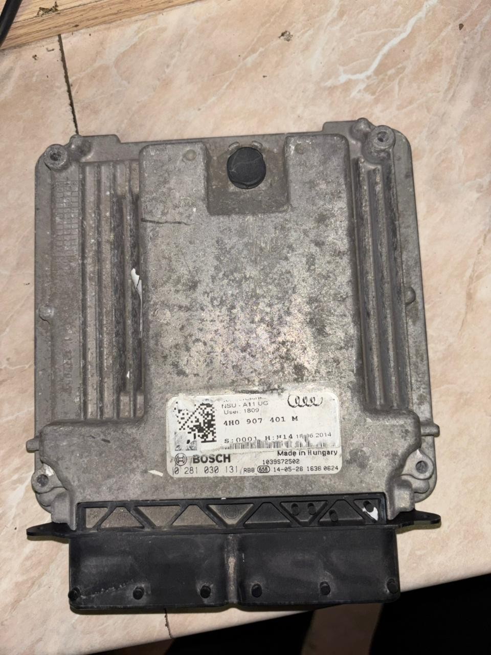 Bosch ECU 4H0907401M EDC17CP44 0281030131 VW Audi Engine Control Unit