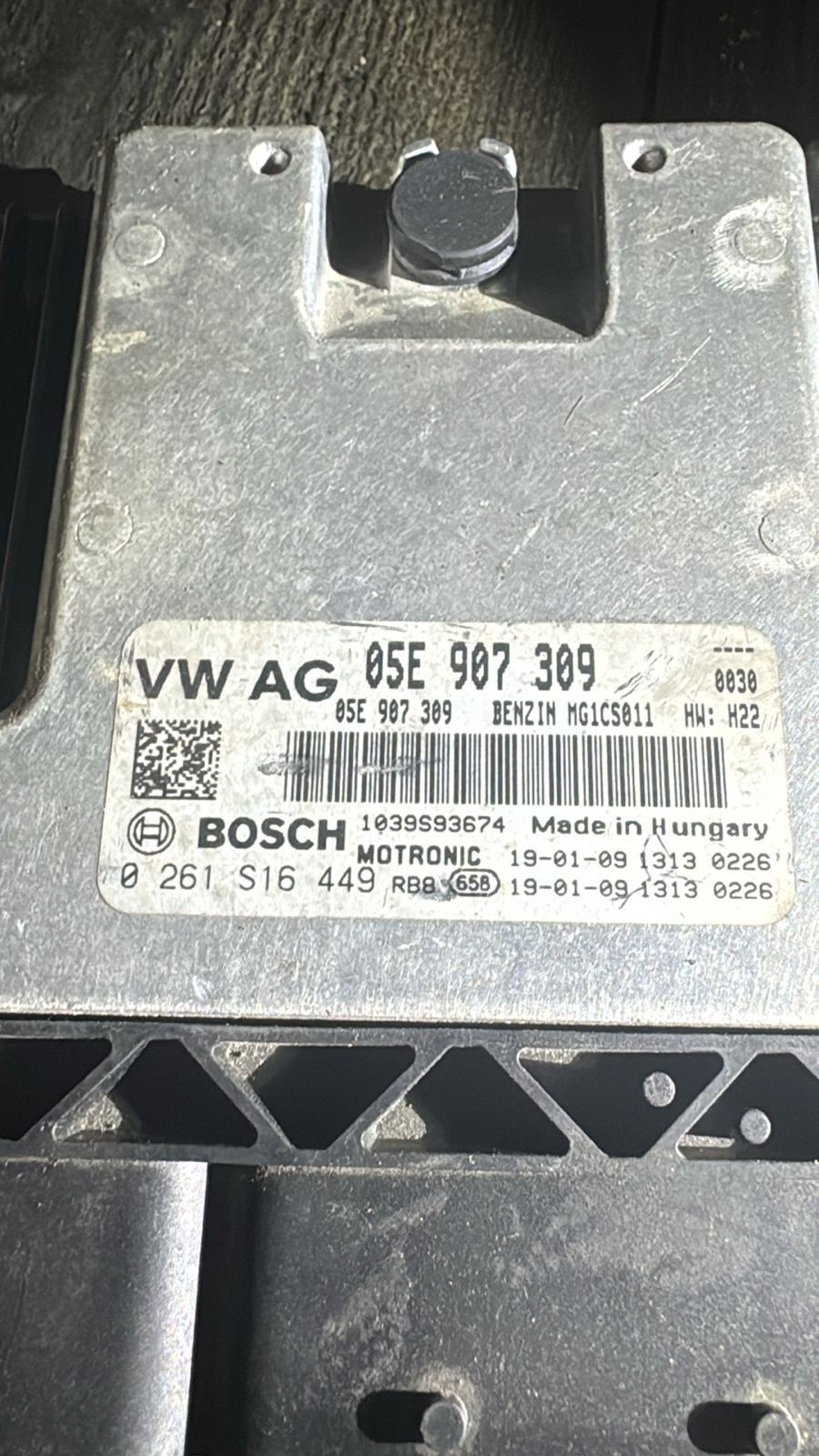Bosch ECU 05E907309 MG1CS011 0261S16449 VW Audi Engine Control Unit