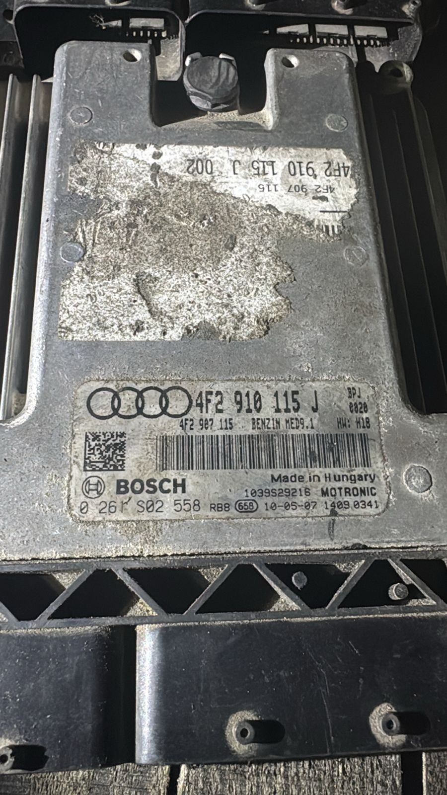 Bosch ECU 4F2910115J MED9.1 0261S02558 VW Audi Engine Control Unit