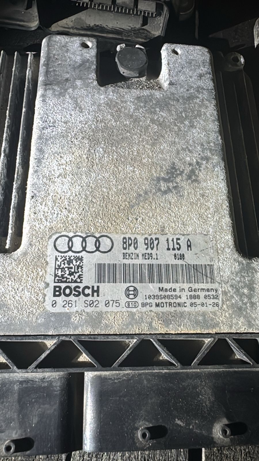 Bosch ECU 8P0907115A MED9.1 0261S02075 VW Audi Engine Control Unit