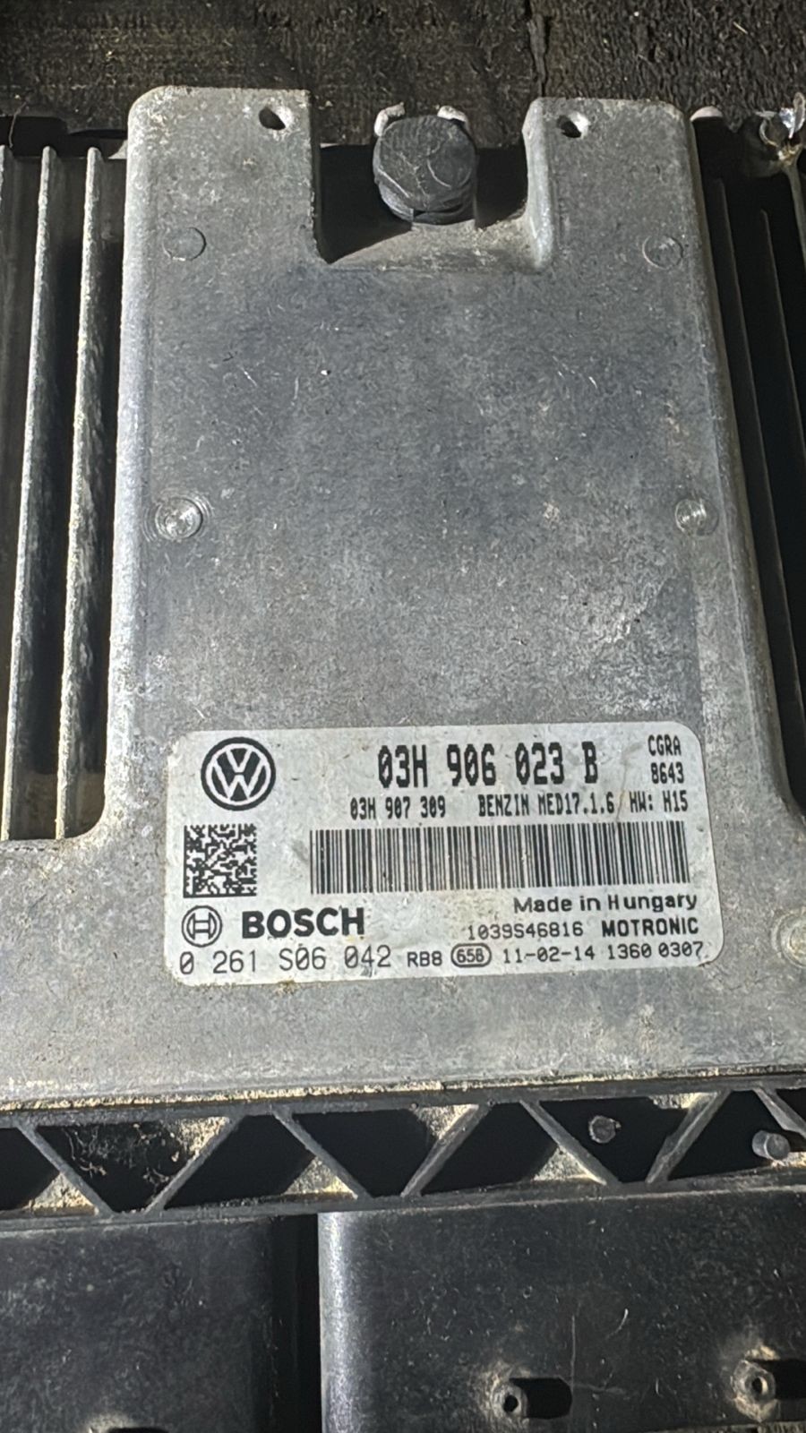 Bosch ECU 03H906023B MED17.1.6 0261S06042 VW Audi Engine Control Unit
