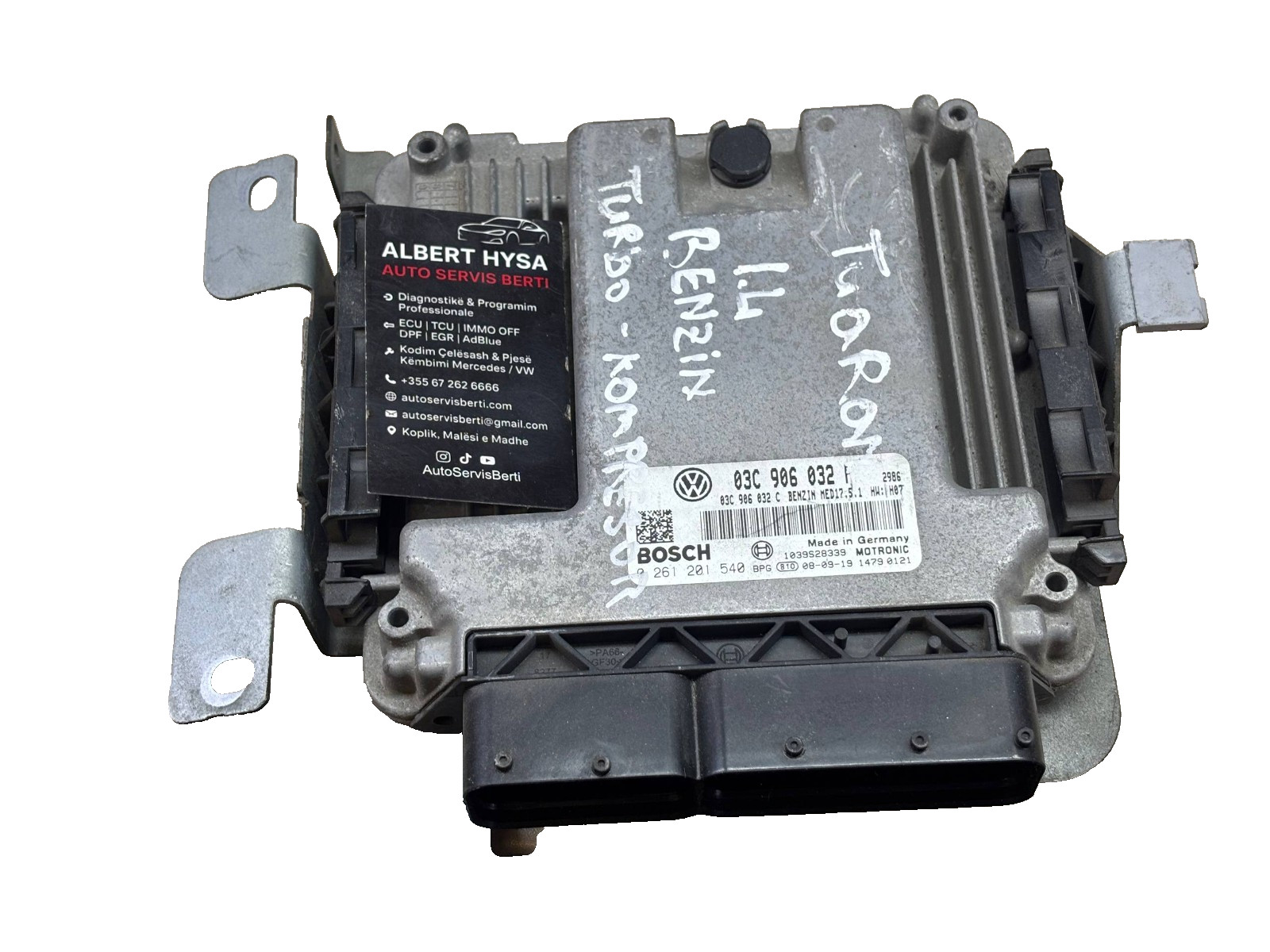 Bosch ECU 03C906032F MED17.5.1 0261201540 VW Audi Engine Control Unit