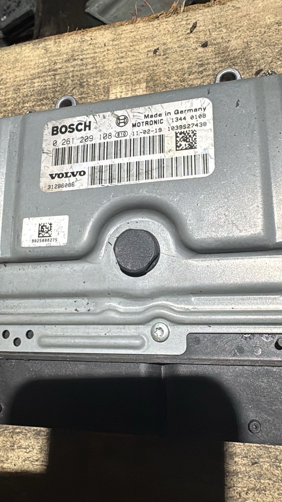 Bosch ECU 31286086 0261209108 Volvo Engine Control Module ECM Unit
