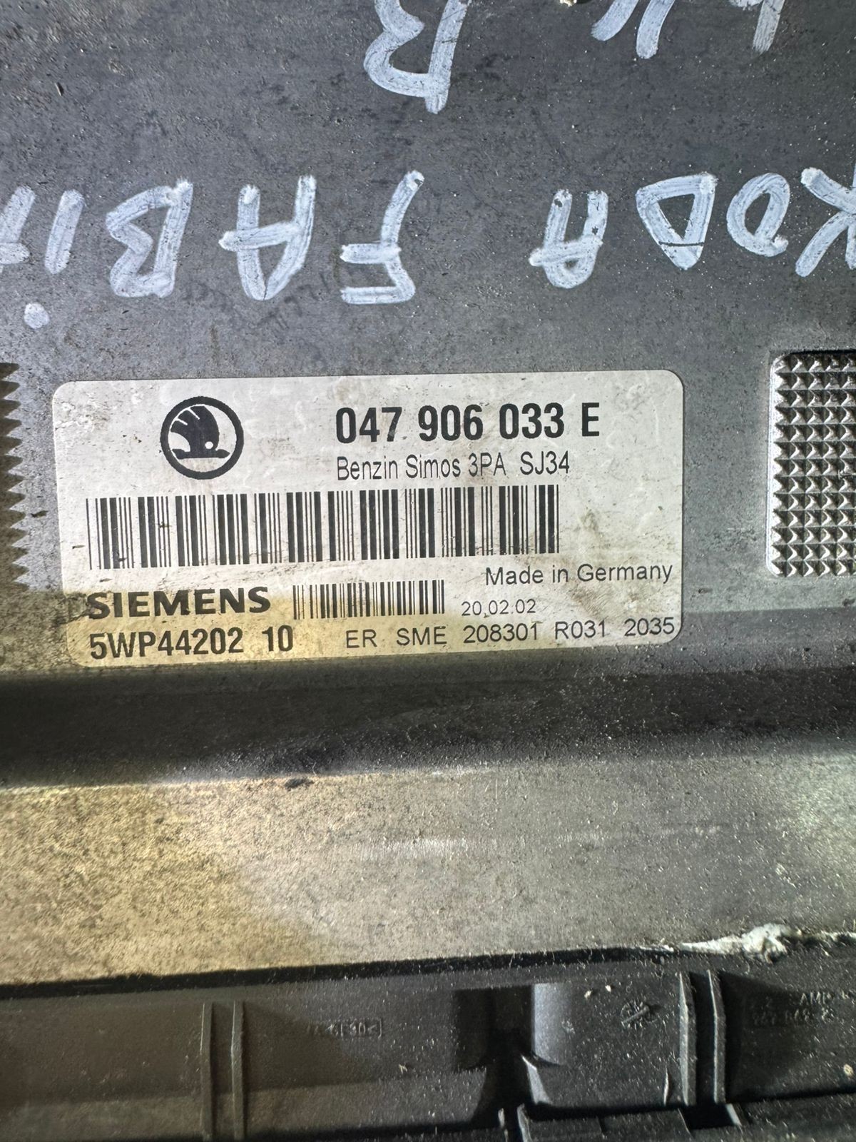 Siemens ECU 047906033E 5WP44202 10 Simos 3PA SJ34 VW Audi Engine Control Unit