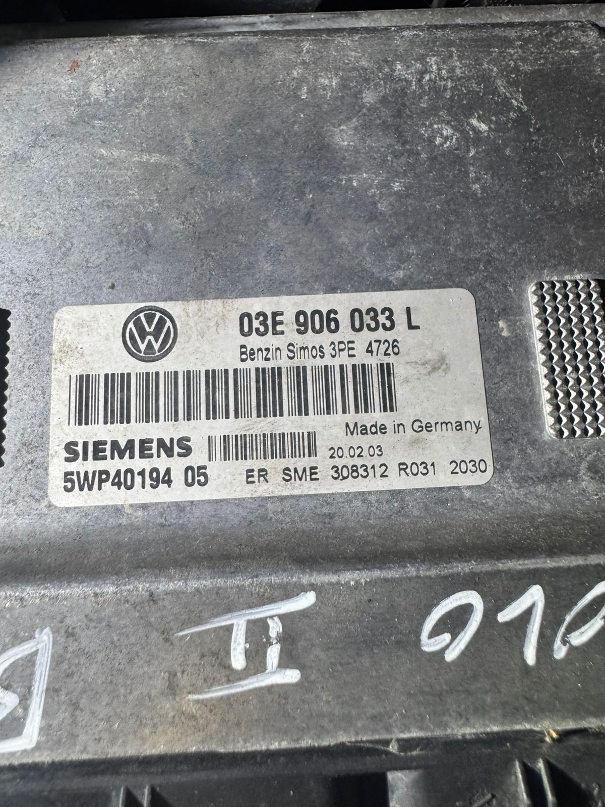 Siemens ECU 03E906033L 5WP40194 05 Simos 3PE 4726 VW Audi Engine Control Unit