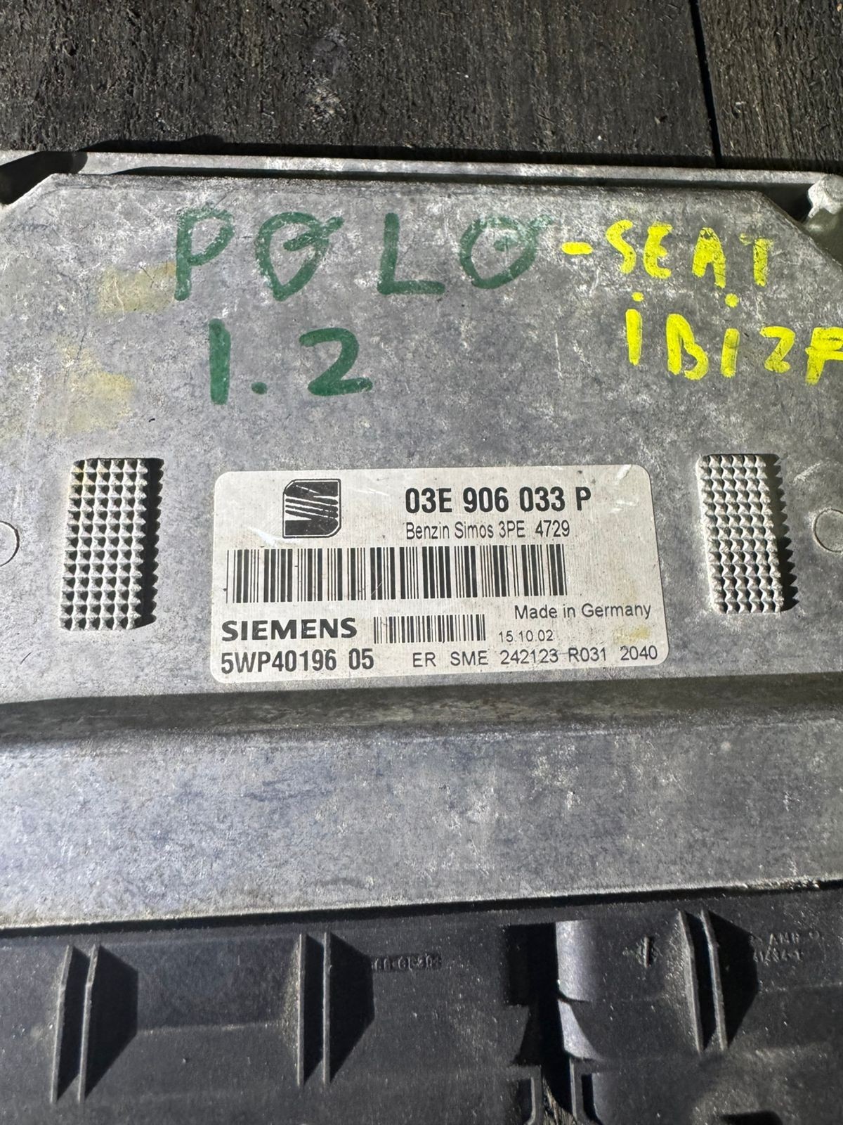 Siemens ECU 03E906033P 5WP40196 05 Simos 3PE VW Audi Engine Control Unit