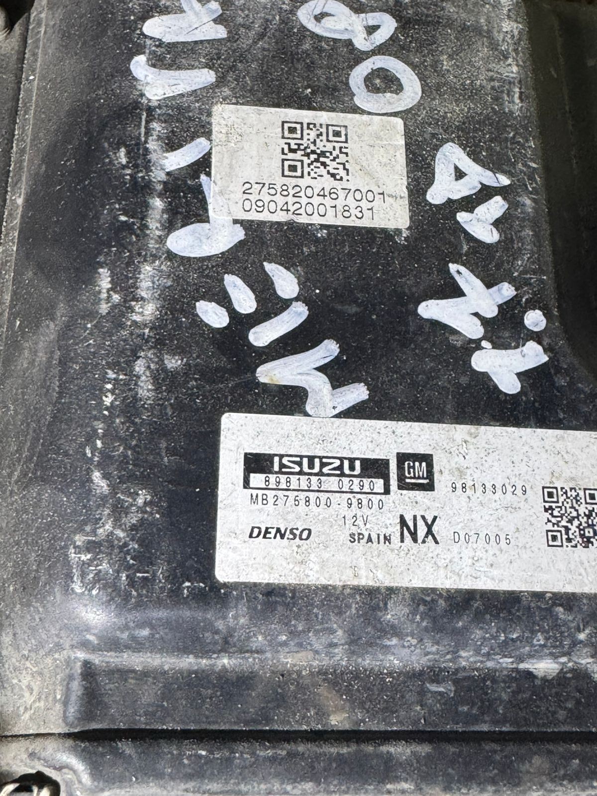 Denso ECU 98133029 MB275800-9800 Engine Control Unit