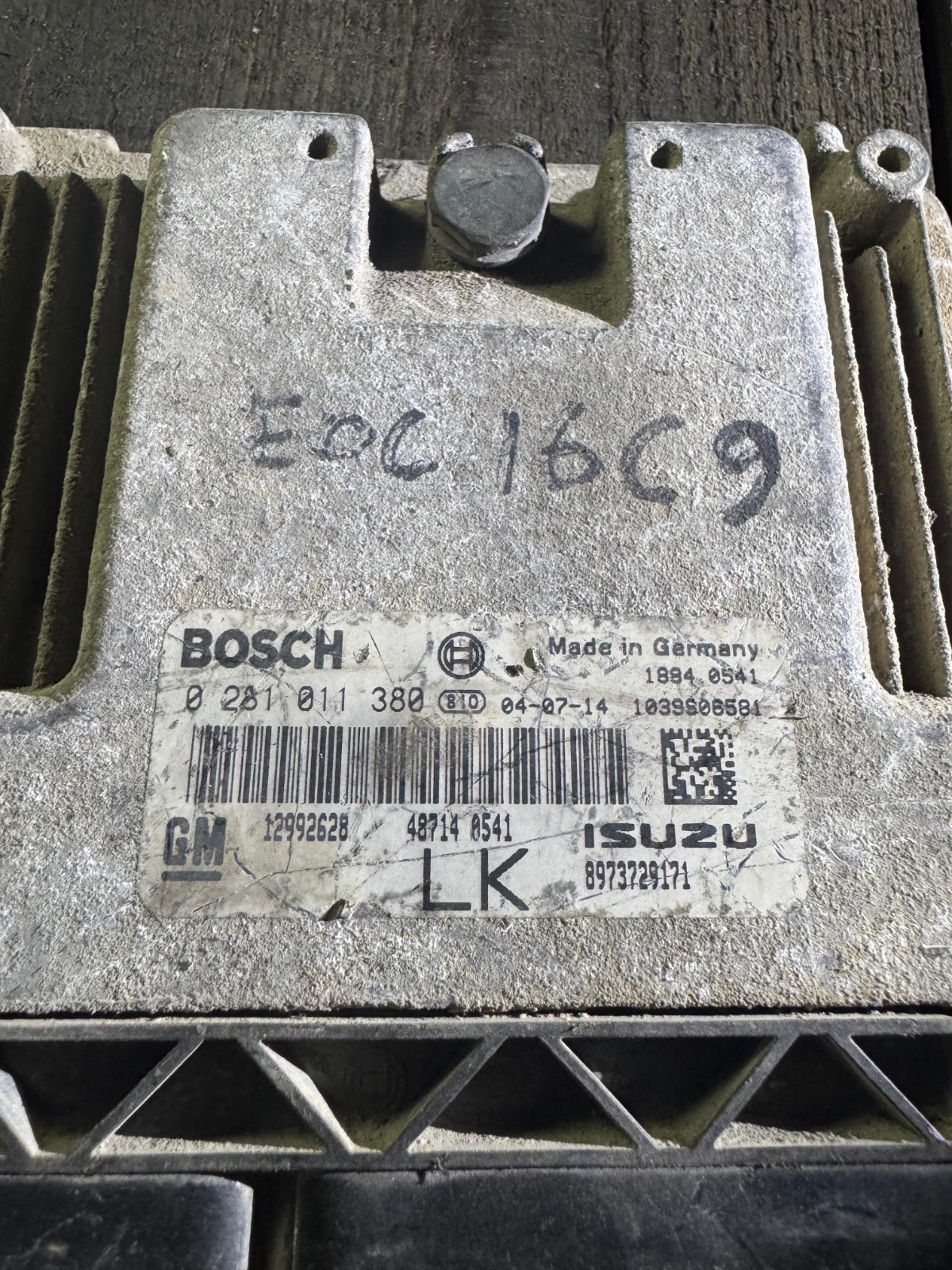 Bosch ECU 487140541 EDC16C9 0281011380 Engine Control Unit