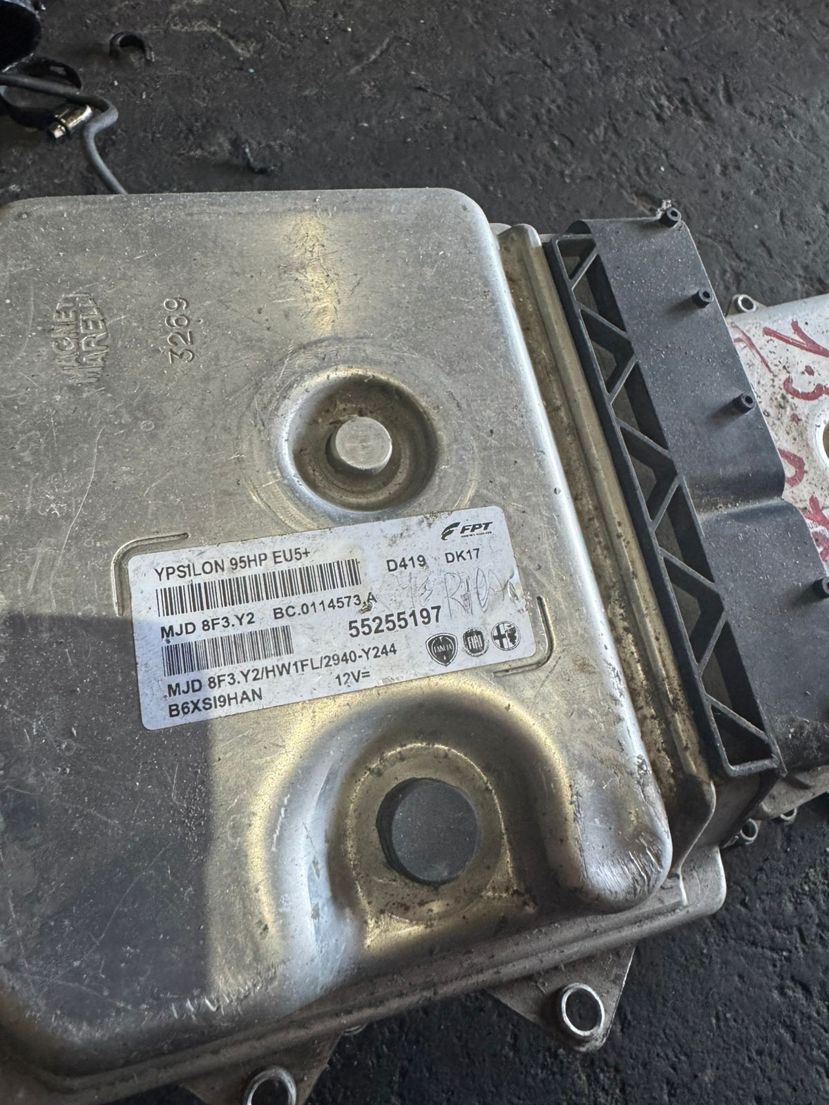 Magneti Marelli ECU 55255197 MJD8F3.Y2 BC0114573A Ypsilon Engine Control Unit
