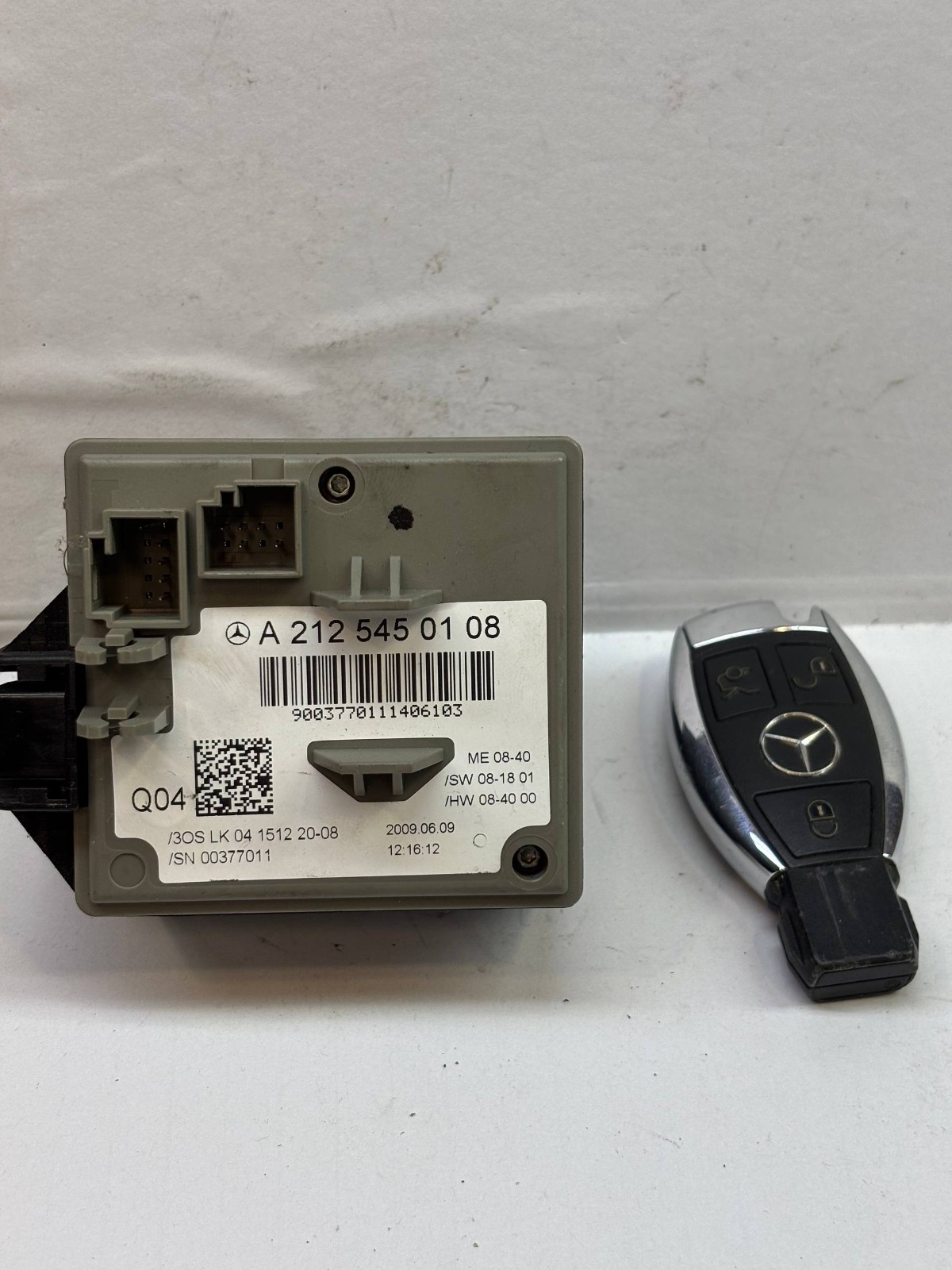 Mercedes EZS ESL ELV A2125450108 Ignition Switch Start Module