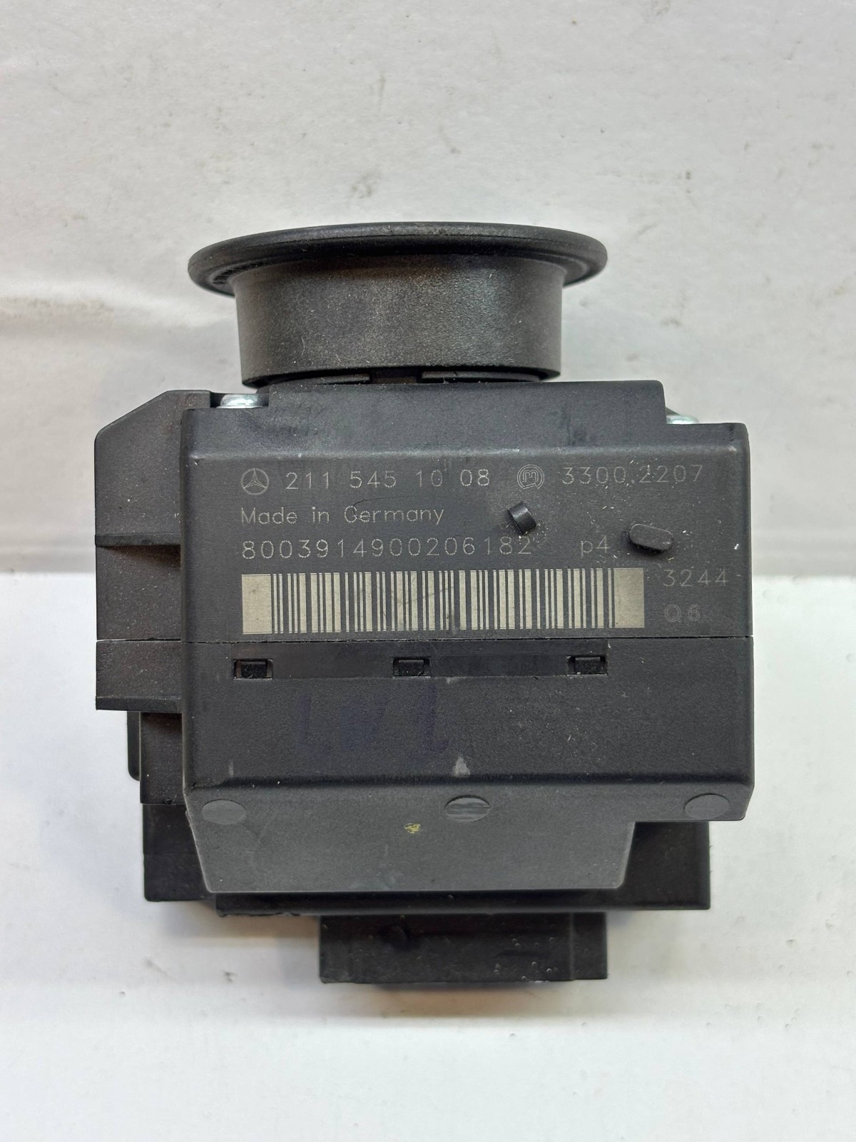 Mercedes EZS ESL ELV A2115451008 Ignition Switch Start Module
