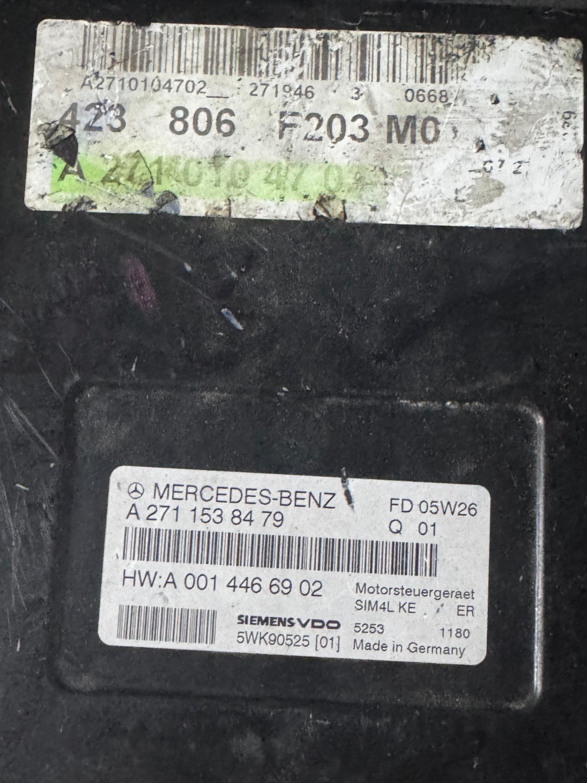Mercedes ECU A2711538479 Siemens VDO 5WK90525[01] FD 05W26 Engine Control Unit