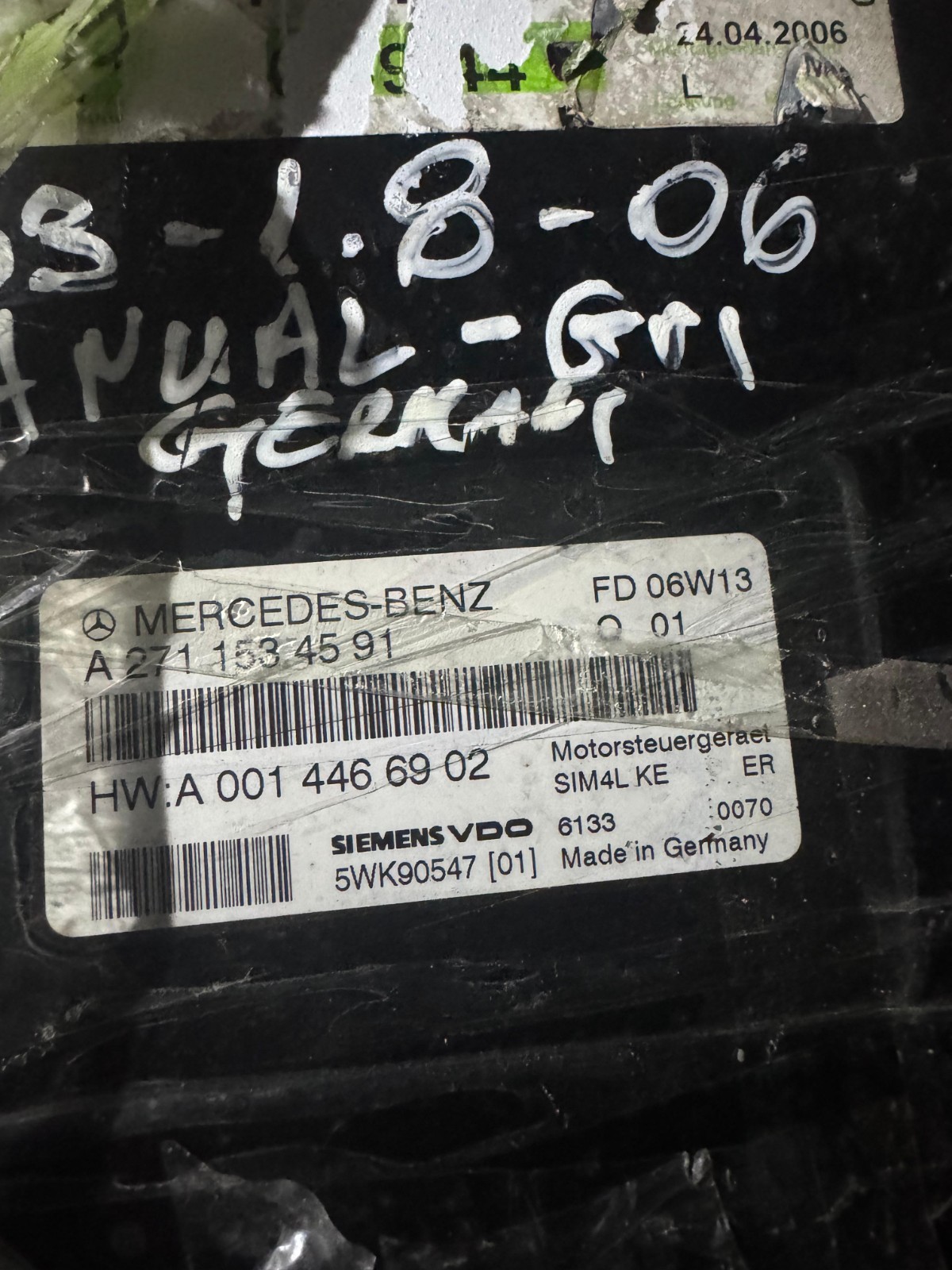 Mercedes ECU A2711534591 Siemens VDO 5WK90547[01] FD 06W13 Engine Control Unit