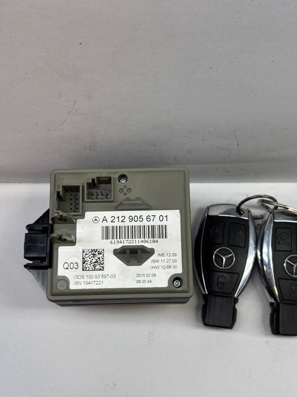 Mercedes EZS ESL ELV A2129056701 Ignition Switch Start Module